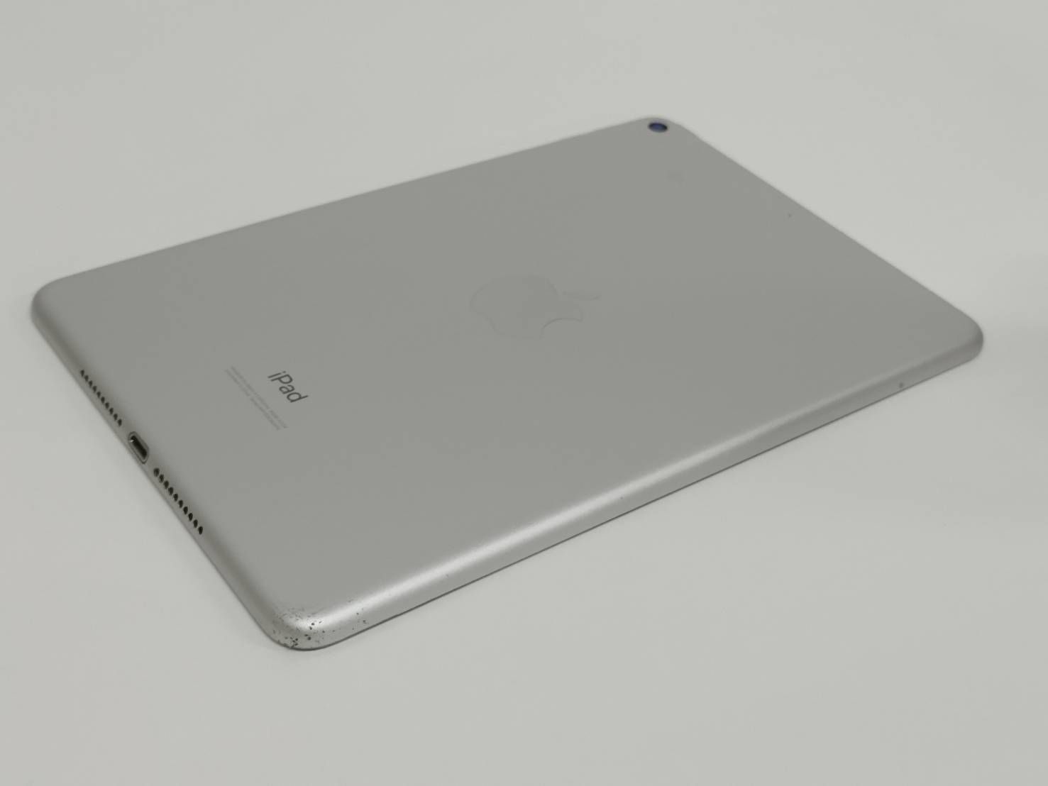 Wi-Fi+セルラー】iPad mini 第5世代/7.9インチ/A2124/64GB〈MUX62J/A