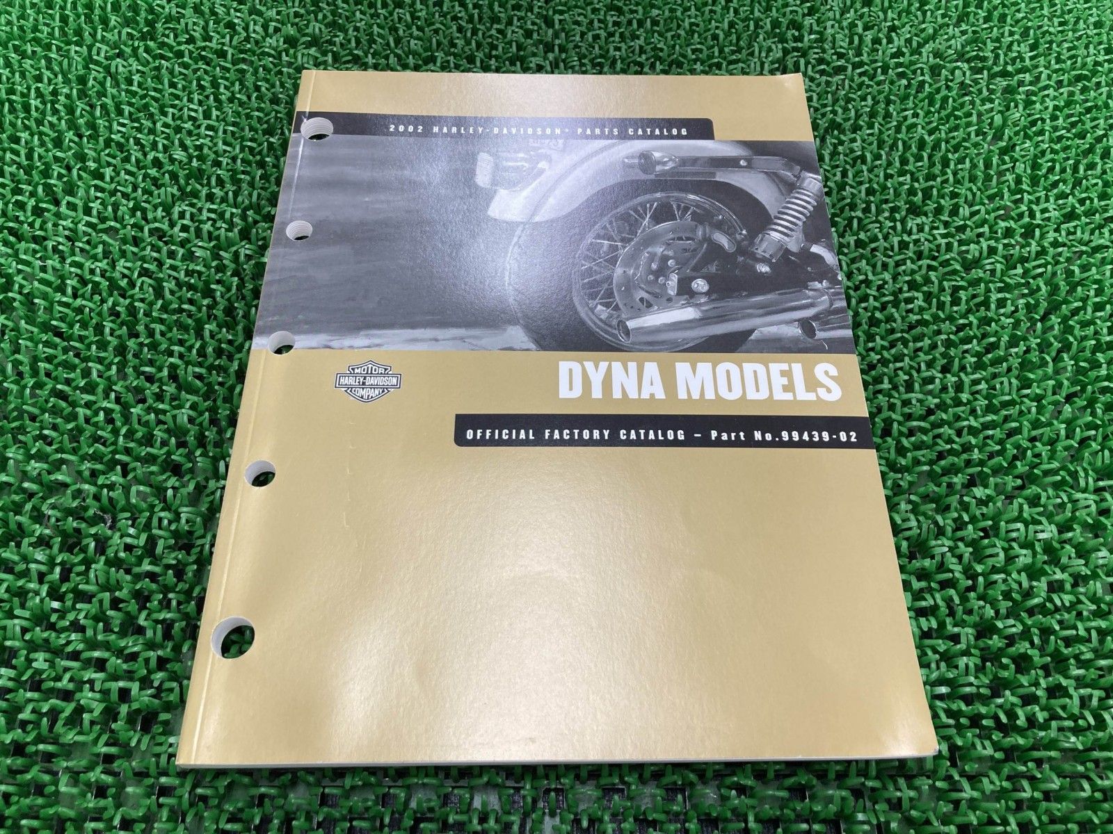 ダイナ パーツリスト 英語版 ハーレー 正規 中古 バイク 整備書 DYNA 2002年モデル zO
