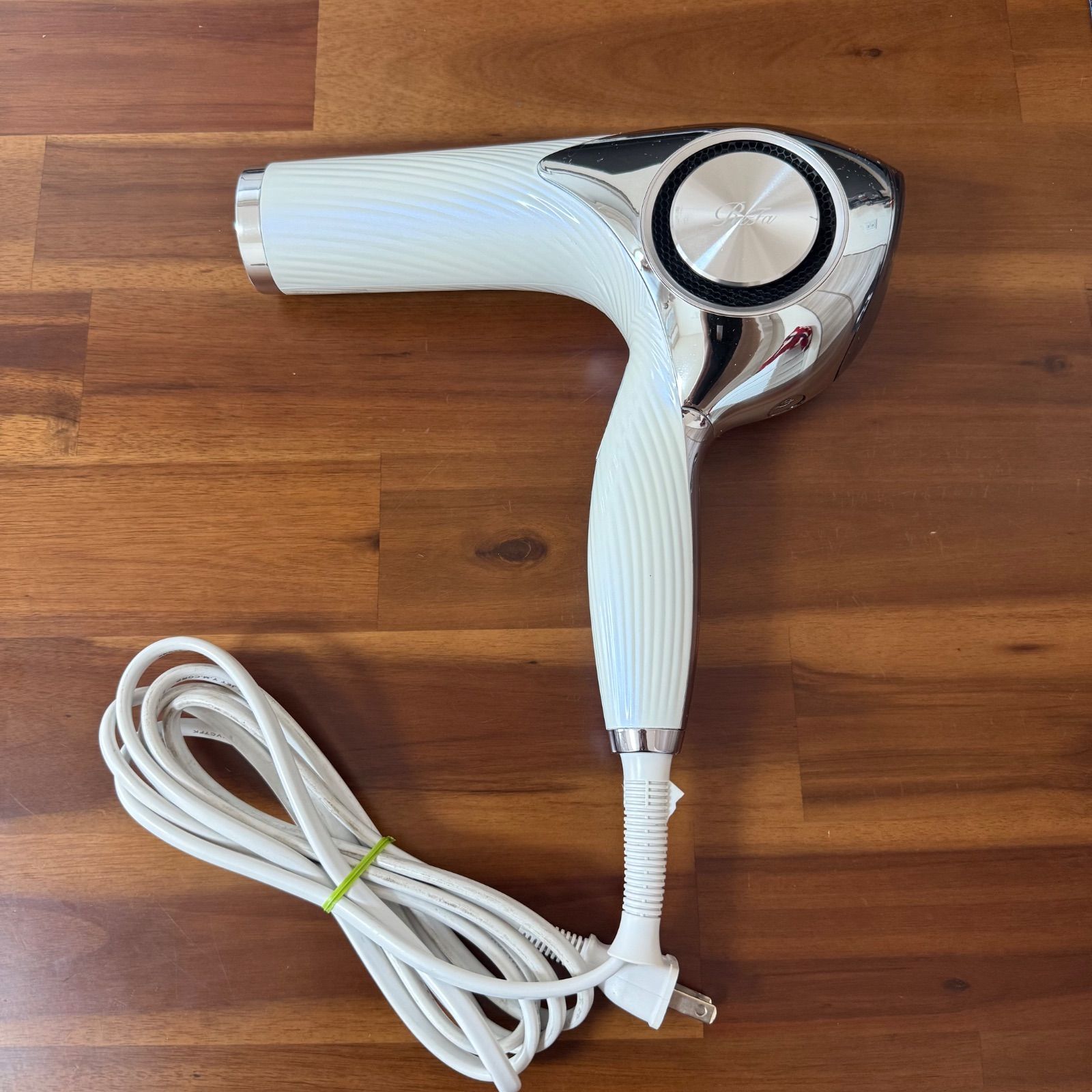 値下げ可能！】【クーポンあり！】ReFa BEAUTECH DRYER PRO White ヘア