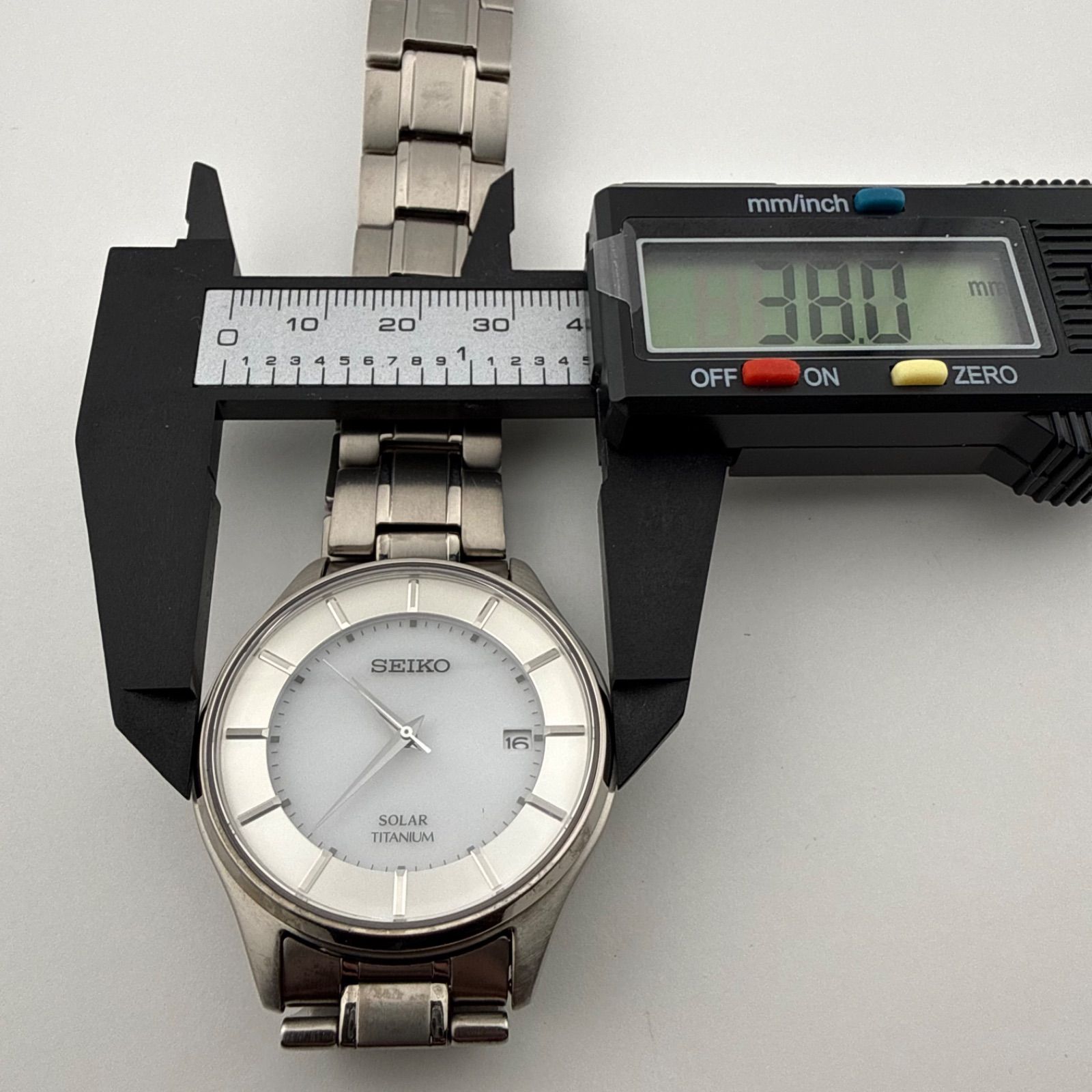SEIKO V157-0BX0 セイコー TITANIUM チタニウムチタン メンズ 腕時計