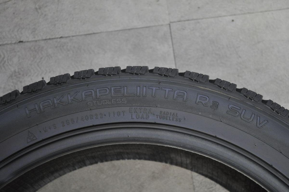 ノキアン スタッドレス 285/40R22 ハッカペリッタR3 SUV 【公式通販】
