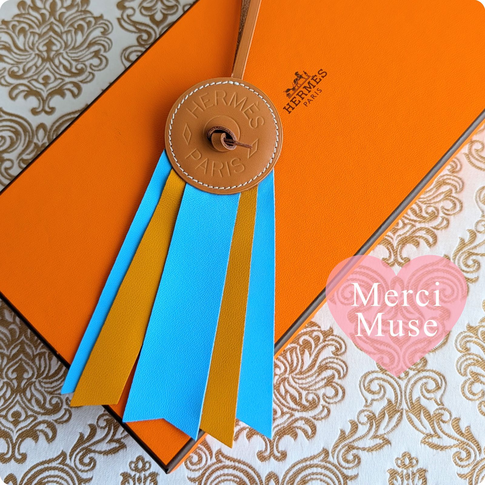 ❤未使用品❤パドックフロットチャーム ブルーｘライトブラウン エルメス MerciMuse メルシーミューズ