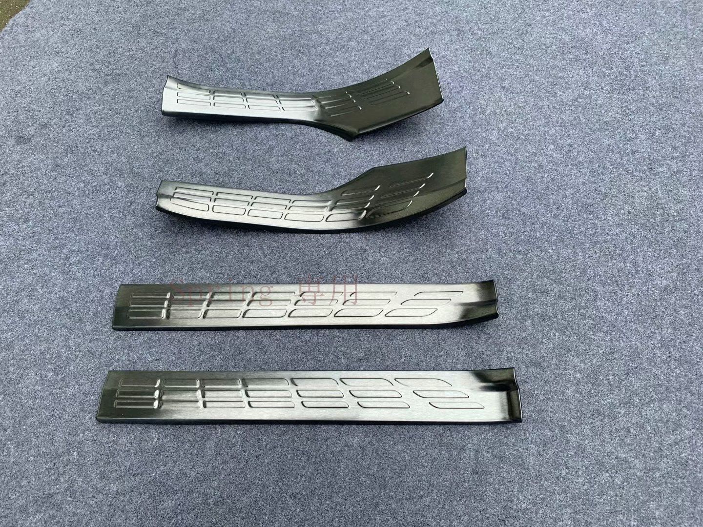 20年 RAIZE 対応 インナードアスカッフプレート ドアシル ガード ステンレス製 4点セット 傷防止 高級感アップ 専用設計 F 7,253円