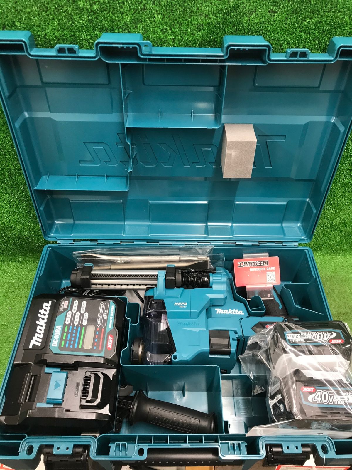 【中古品】【0918】★makita(マキタ) 20㎜40V充電式ハンマドリル 集じんシステム付き SDSプラス(フルセット) HR010GRDXV　ITMS8XRK20SM