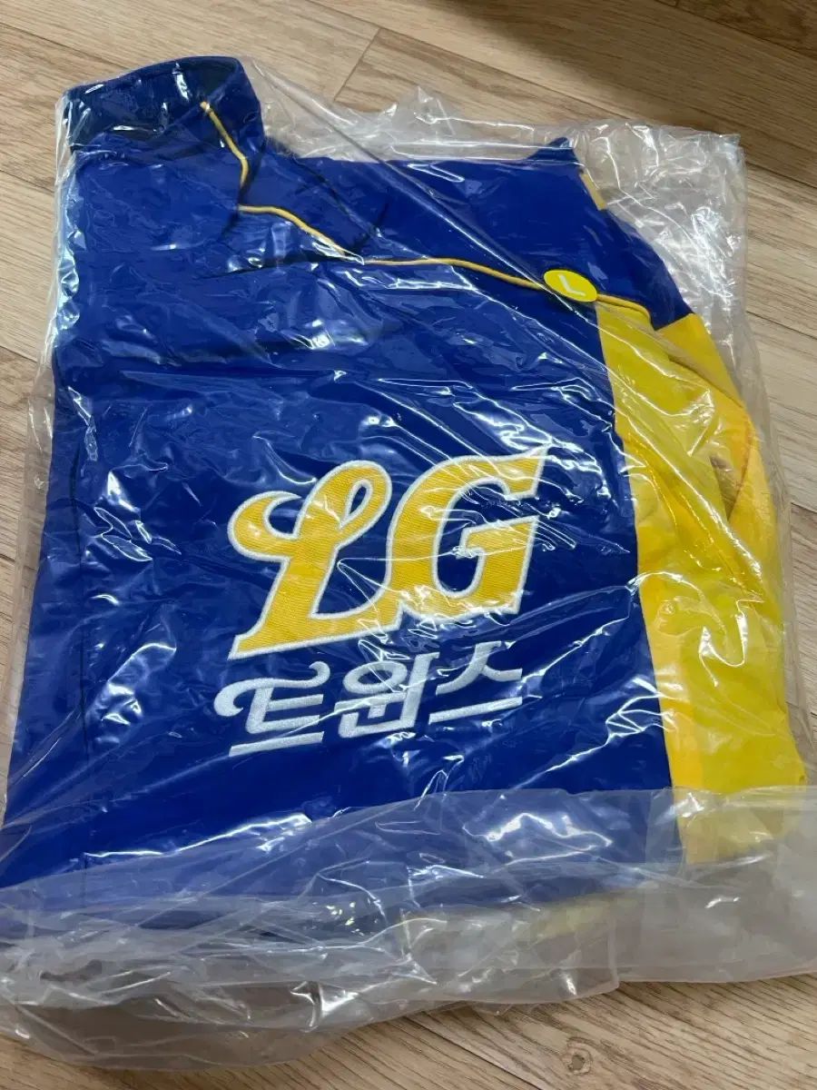 LG TWINS BDNS デニムジャケット Lサイズ 新品 出品