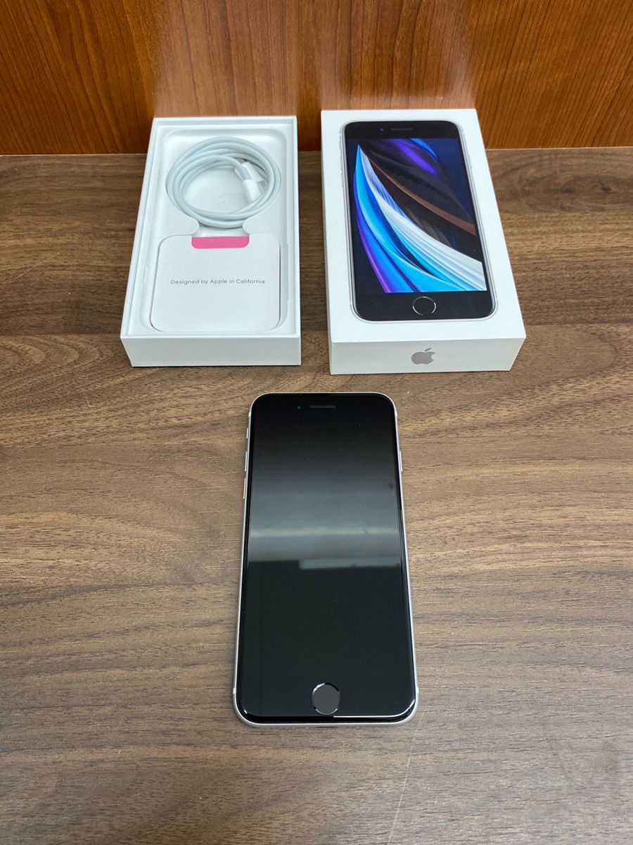 Apple iPhone SE2 64GB ホワイト Docomo