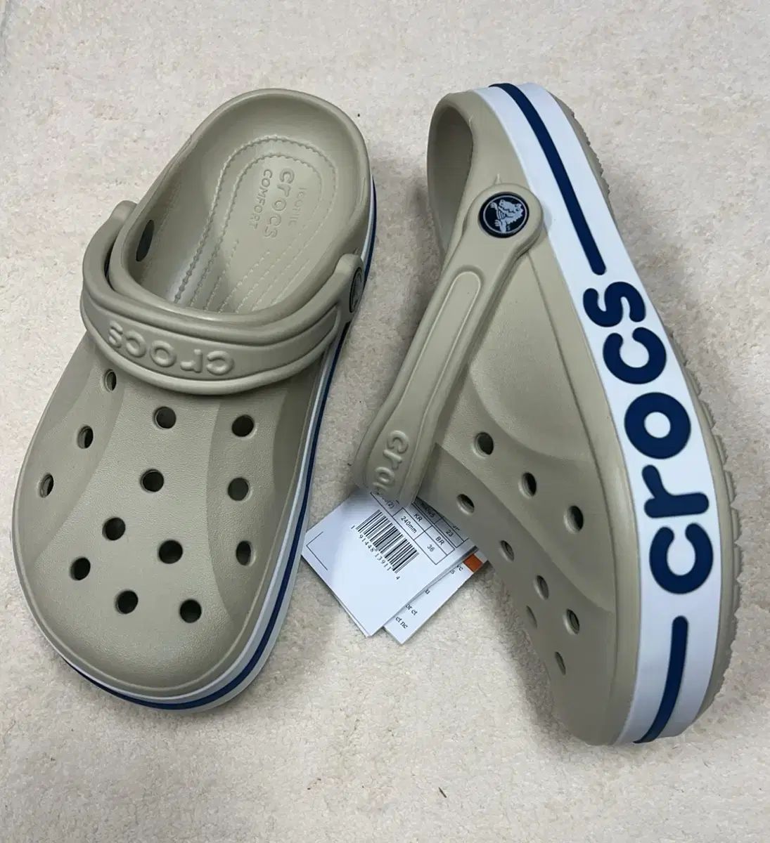 M6/W8 Crocs バヤバンド スタッコ ベージュ 250サイズ