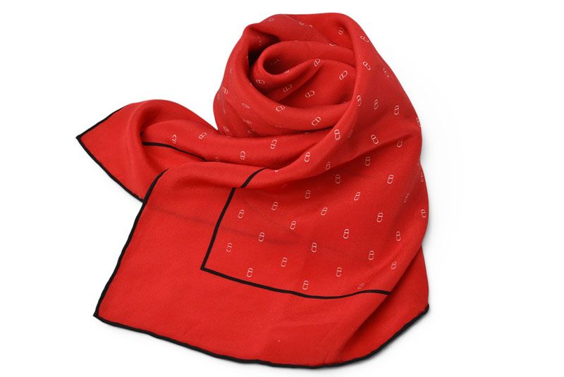 クリスチャンディオール スカーフ ヴィンテージ Christian Dior CDロゴ レッド【中古】 クリスチャンディオール スカーフ ヴィンテージ Christian Dior CDロゴ レッド【中古】