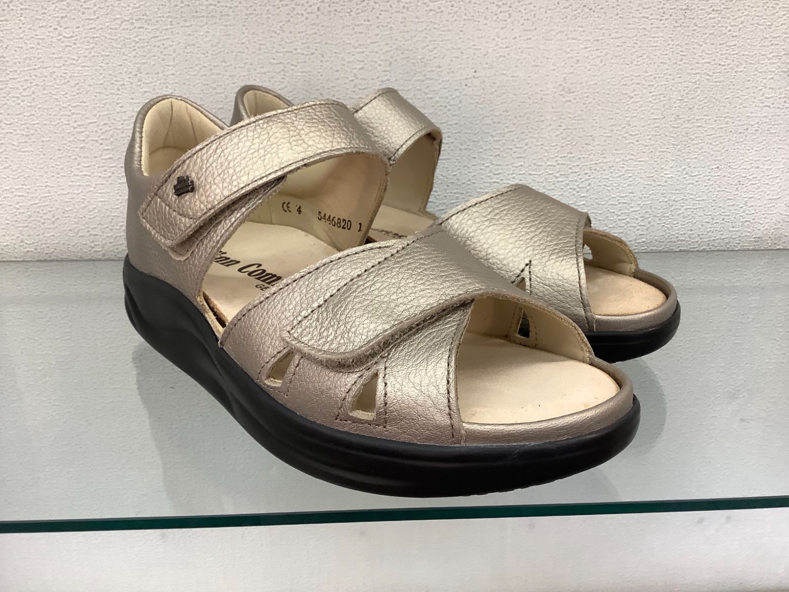 レディースコンフォートサンダル　フィンコンフォート FINNAMIC1553MAKUHARI アリゾナストーン
