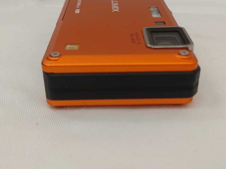 Panasonic LUMIX FT1 オレンジ色 防水カメラ 付属品付 - メルカリ