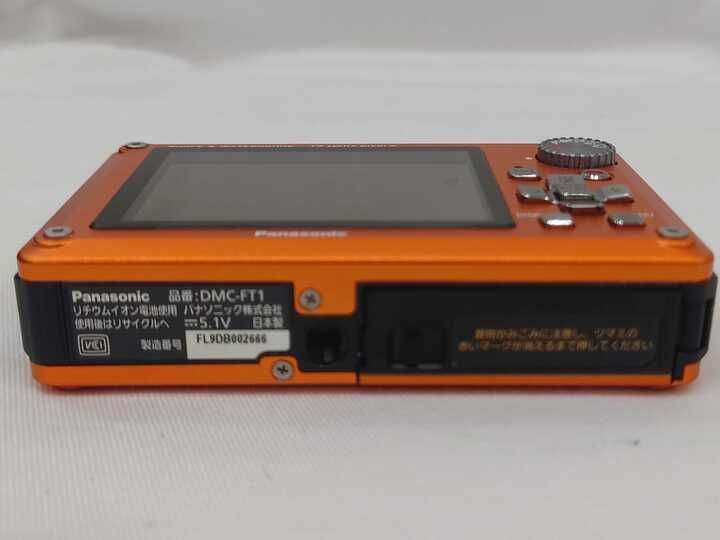Panasonic LUMIX FT1 オレンジ色 防水カメラ 付属品付 - メルカリ