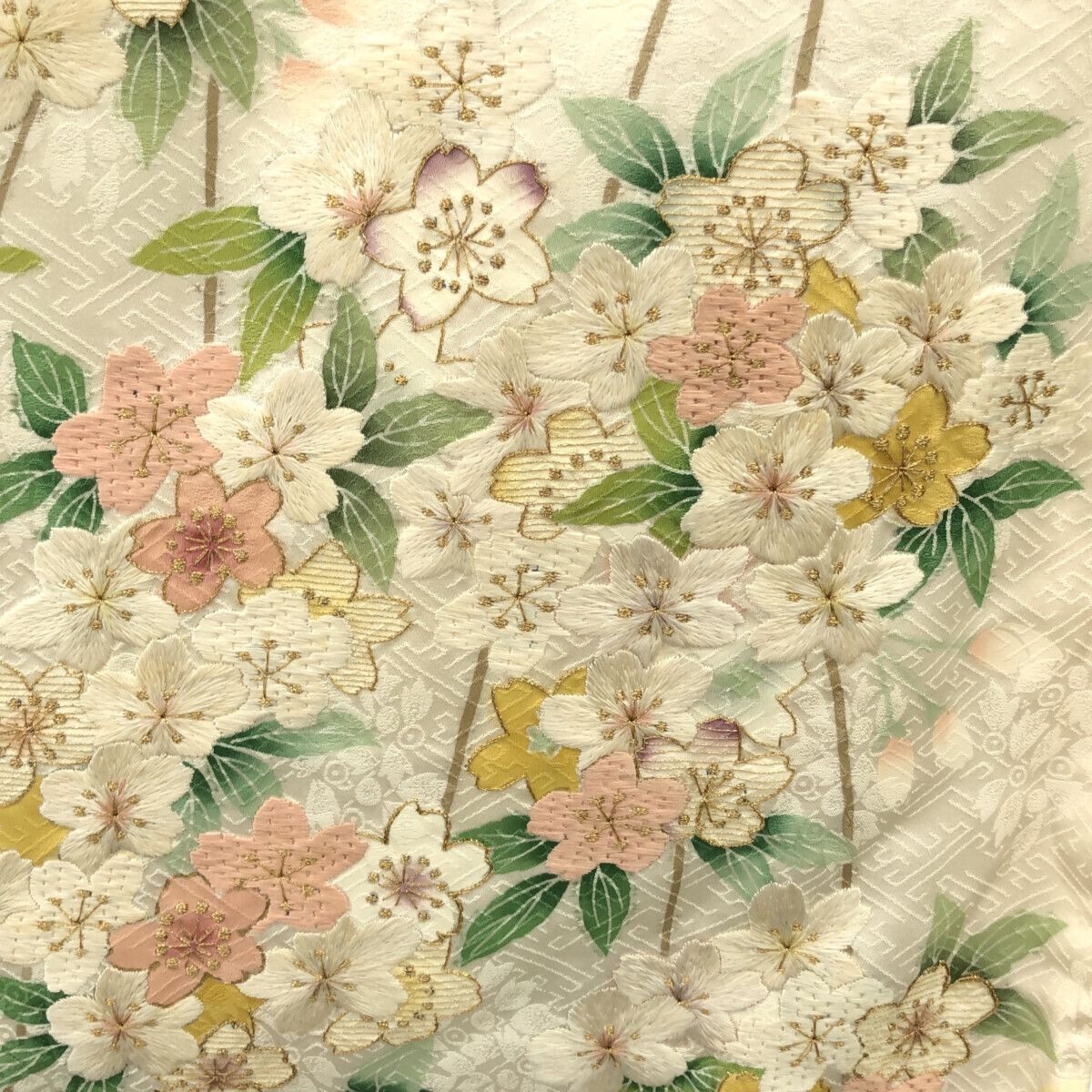 訪問着/正絹/美品/刺繍/適応身長145～152㎝/12795 - メルカリ 《訪問着
