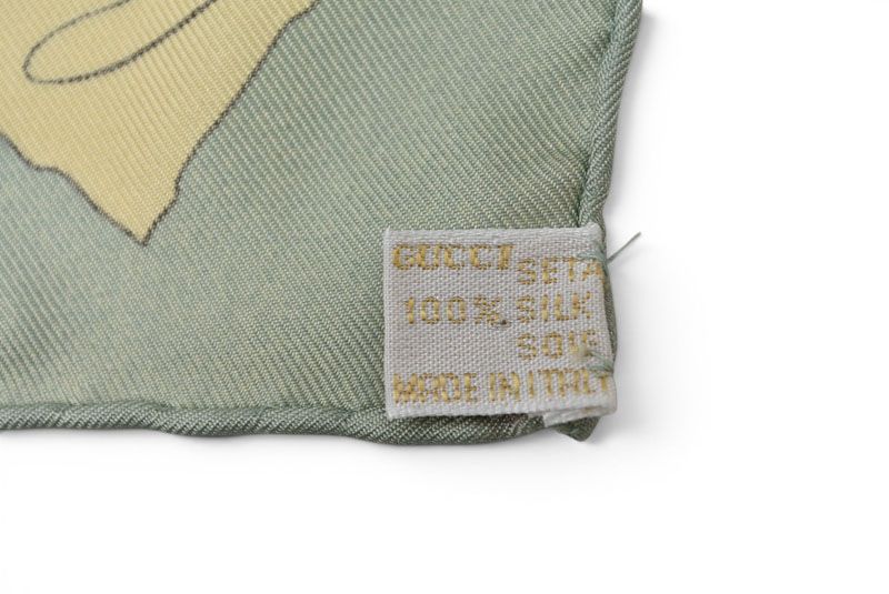 グッチ スカーフ GUCCI ヴィンテージ 大判スカーフ フローリアフルーツ グリーンマルチ【中古】