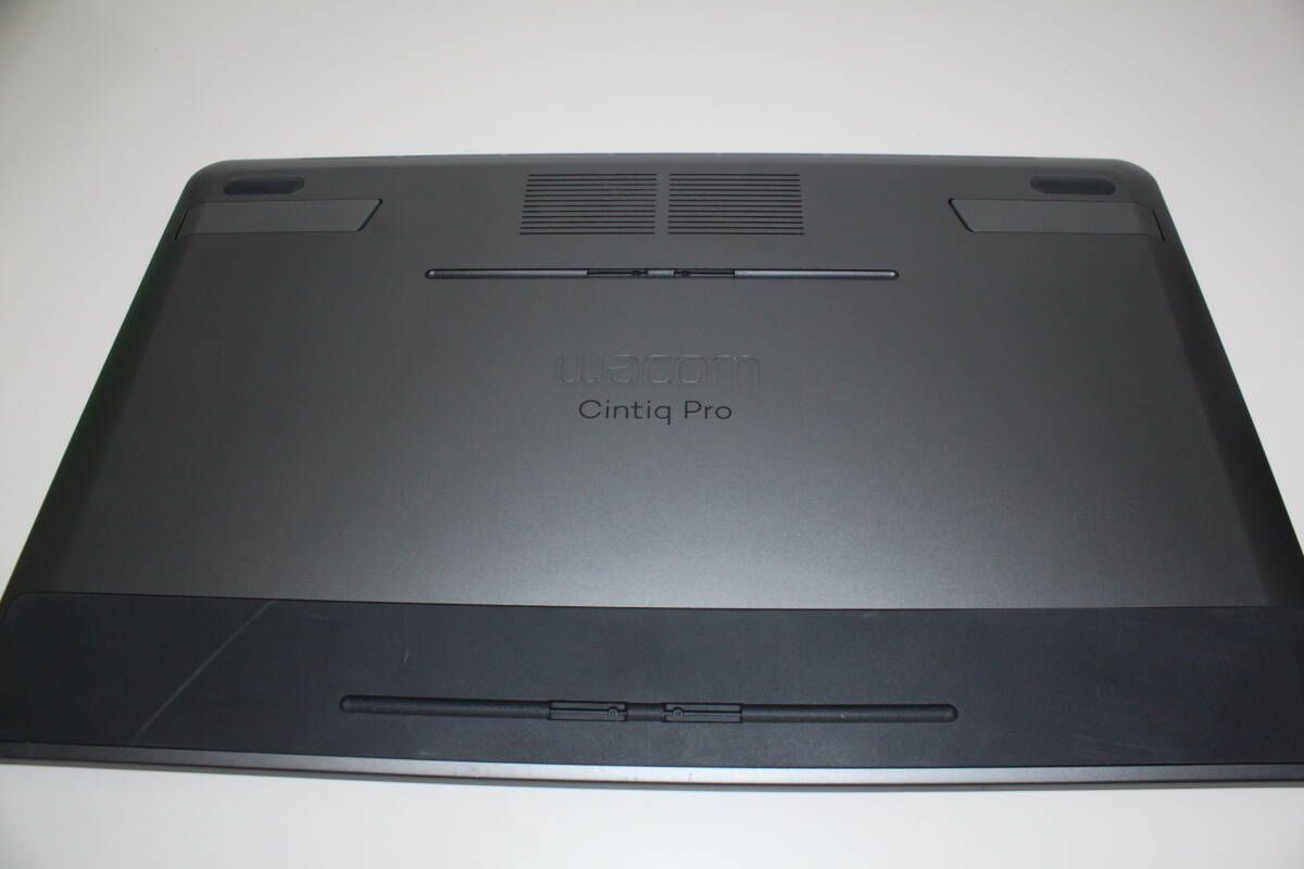 ジャンク Wacom Cintiq Pro 16 DTH-1620 - メルカリ