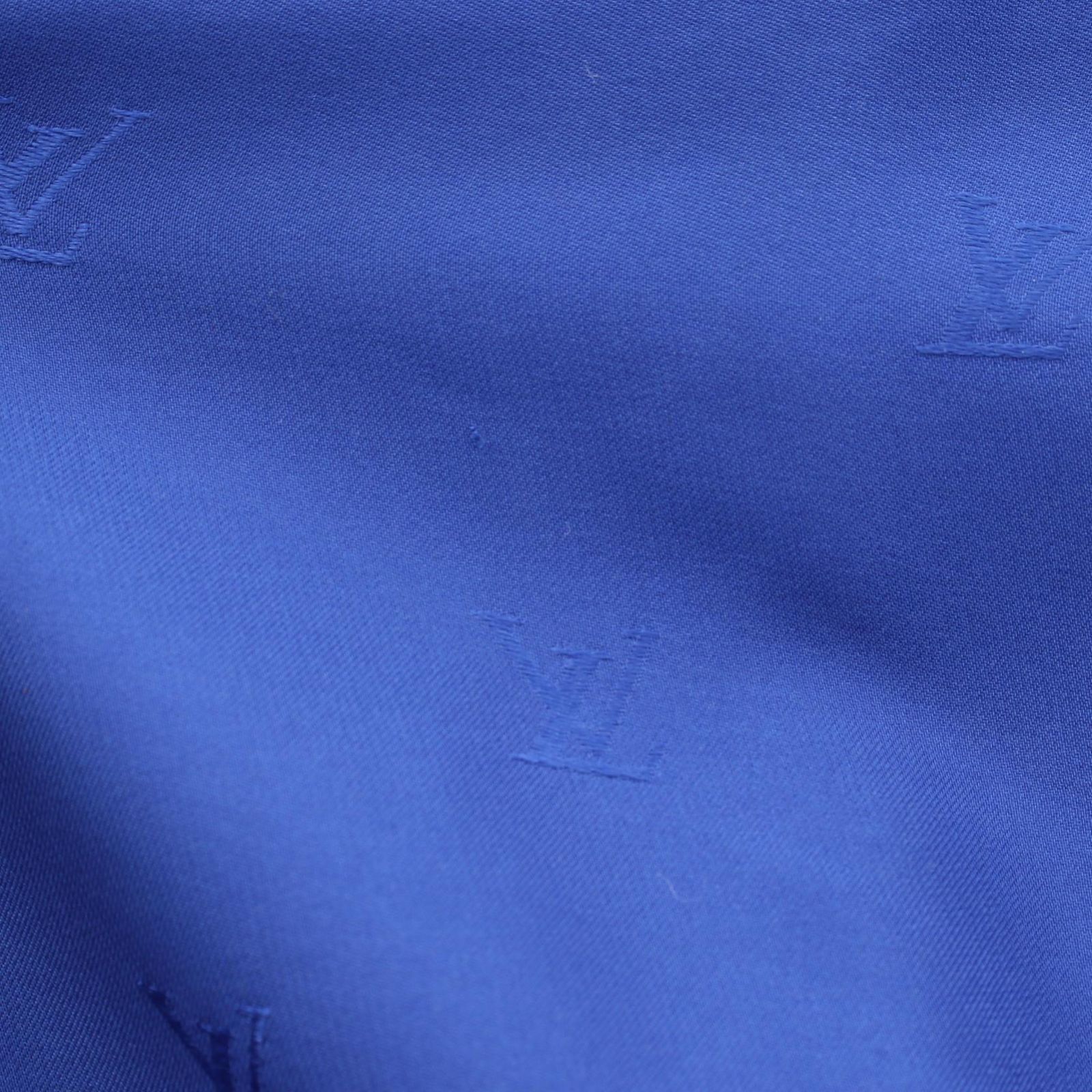 ルイ・ヴィトン LOUIS VUITTON スカーフ ロゴ総柄 シルク スカーフ レディース Used A