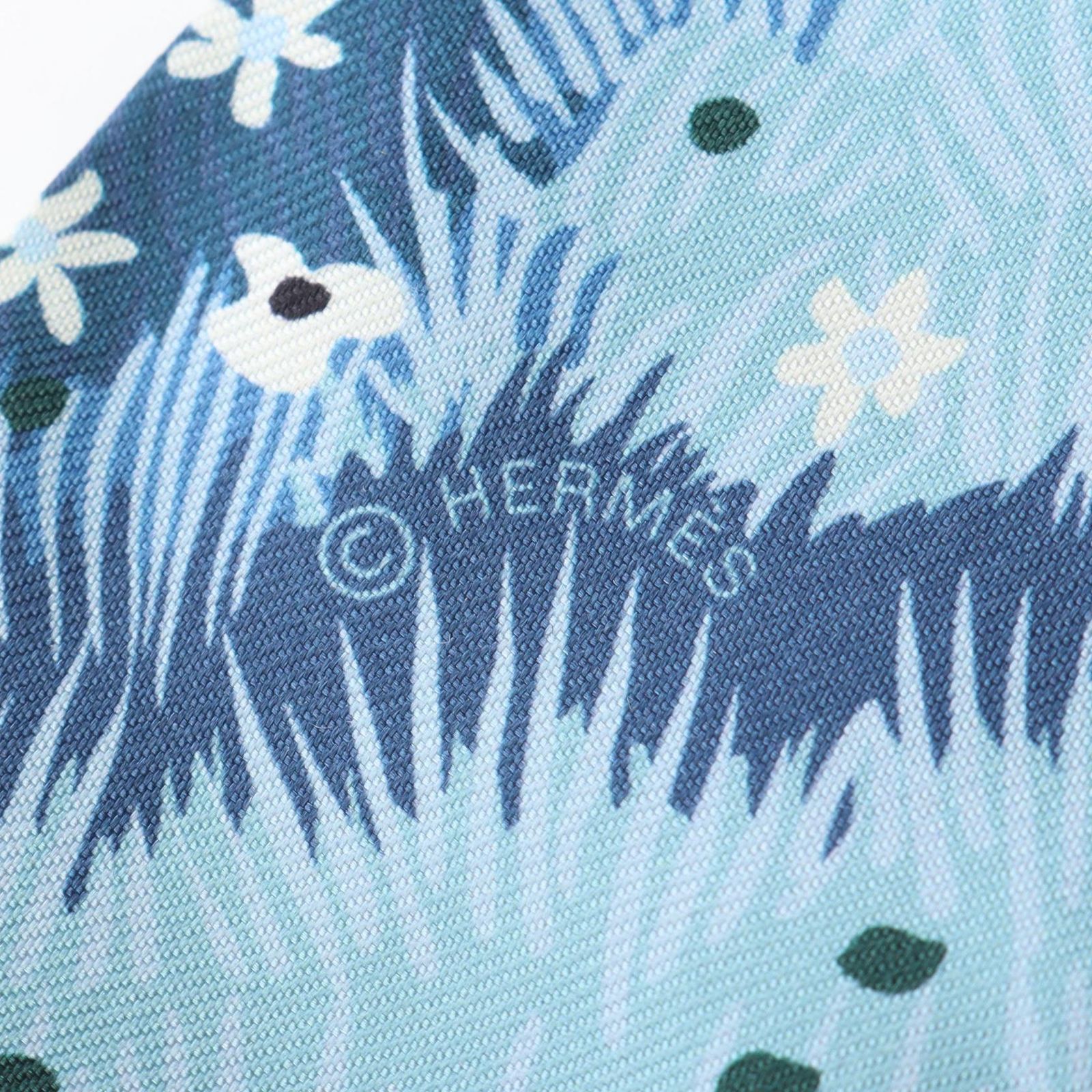 エルメス HERMES スカーフ ツイリー DANS UN JARDIN ANGLAIS シルク ツイリー レディース Used A エルメス HERMES スカーフ ツイリー DANS UN JARDIN ANGLAIS シルク ツイリー レディース Used A