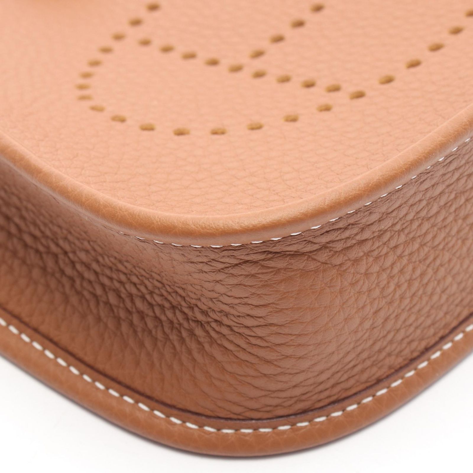 エルメス HERMES ショルダーバッグ エヴリンTPM ゴールド ゴールド その他 エヴリンアマゾンTPM ゴールド レディース 未使用 エルメス HERMES ショルダーバッグ エヴリンTPM ゴールド ゴールド その他 エヴリンアマゾンTPM ゴールド レディース 未使用