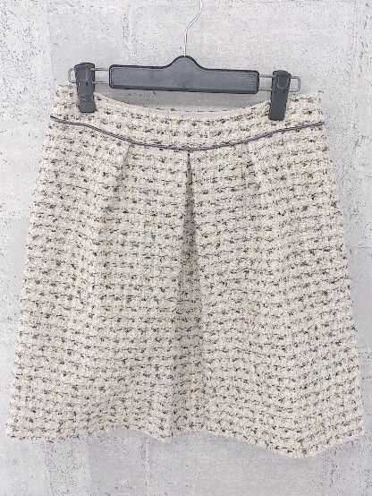 ◇ UNTITLED アンタイトル ツイード ミニ 台形 スカート 2 ベージュ * 1002799375221 【中古】 【1002799375221】