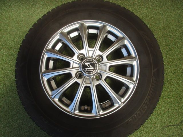 【中古】　送料込み　ストラテジー　175/70R14　スタッドレスタイヤ４本SET　フィット　NCP81Gシエンタ 26,000円