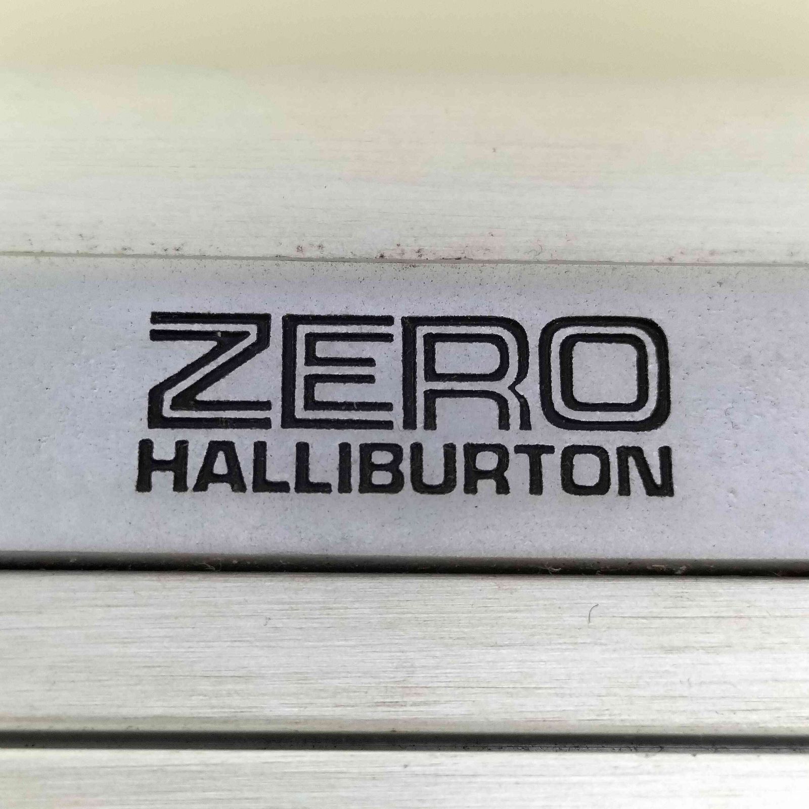 ゼロハリバートン ZERO HALLIBURTON Classic Alminum 3.0