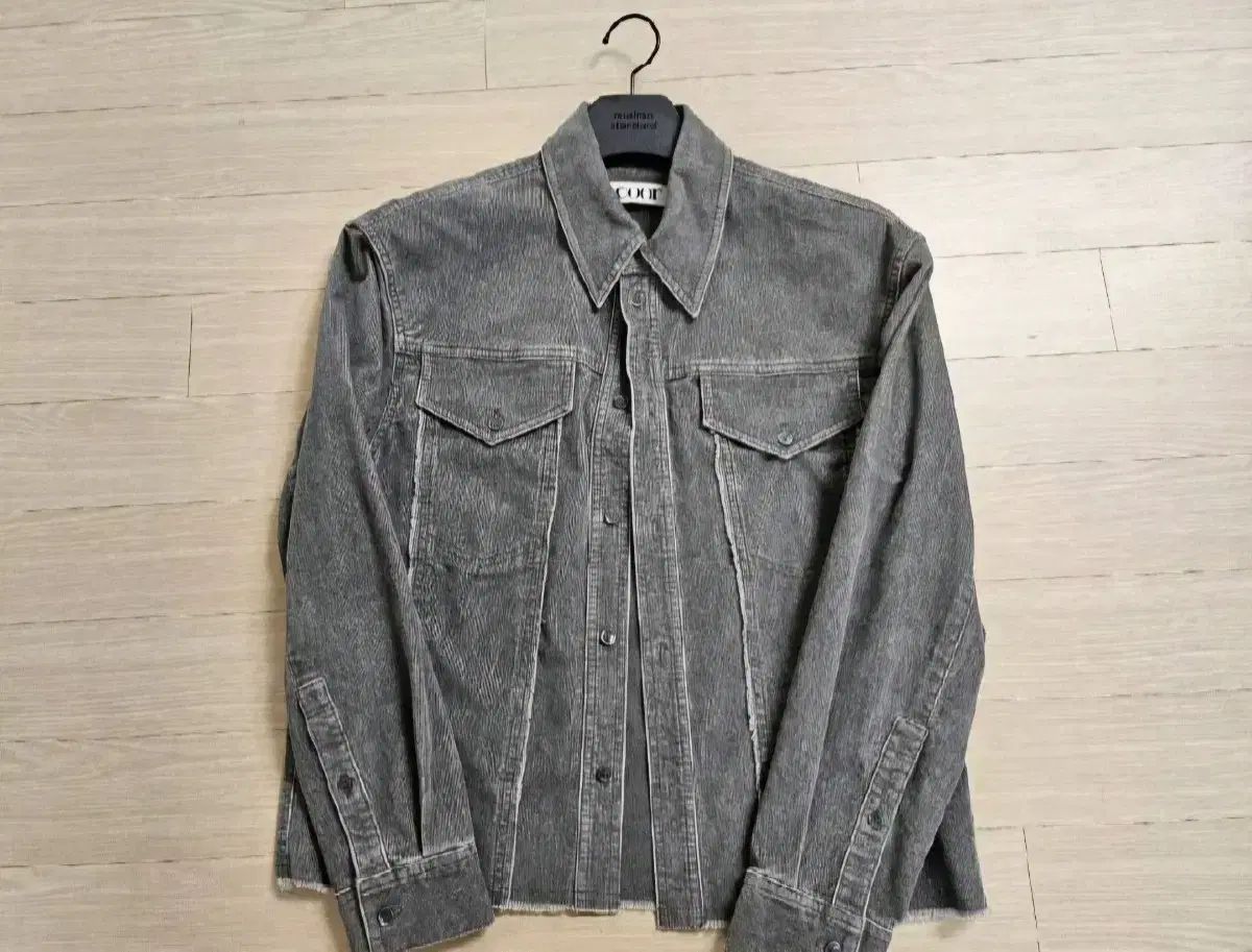 クアー コーデュロイ カットオフ シャツ/ Sサイズ/ 新品