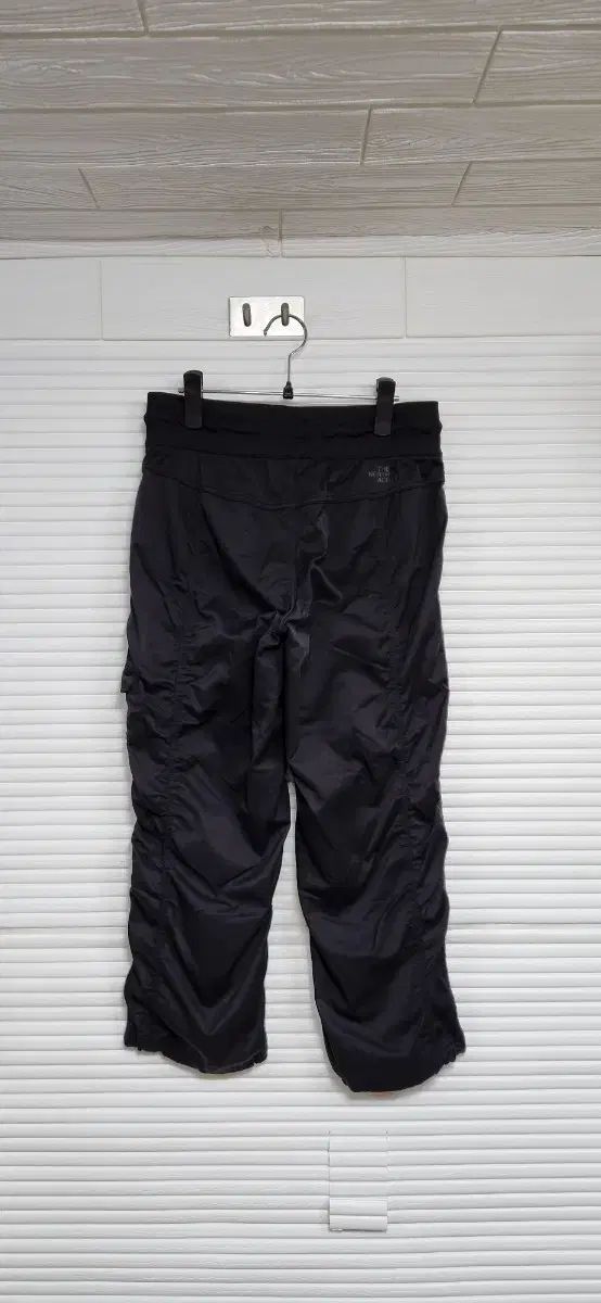 THE NORTH FACE ザノースフェイス レディース 7分 トレーナー ズボン ブラック