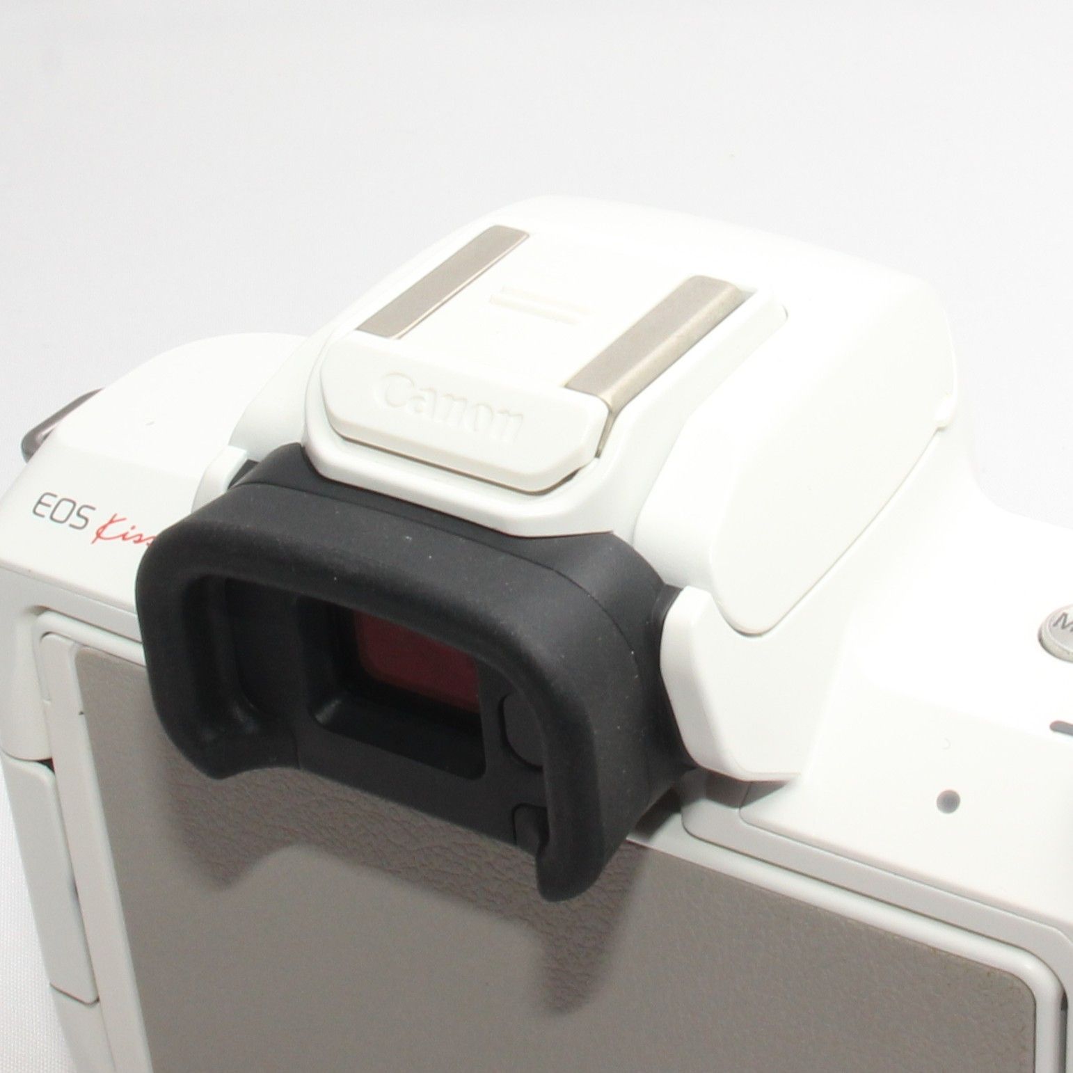 ❤️美品❤️Canon EOS kiss M 純正 ホットシューカバー ホワイト 