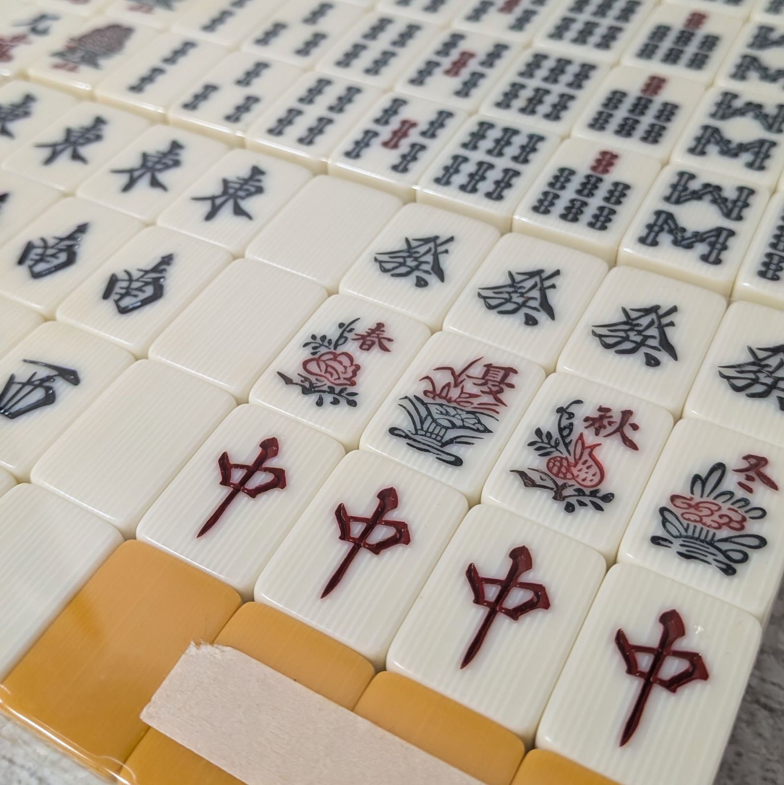 任天堂 役満 新象牙 麻雀牌 シュリンクあり 点棒 ケース 任天堂 役満 新象牙 麻雀牌 シュリンクあり 点棒 ケース - メルカリ
