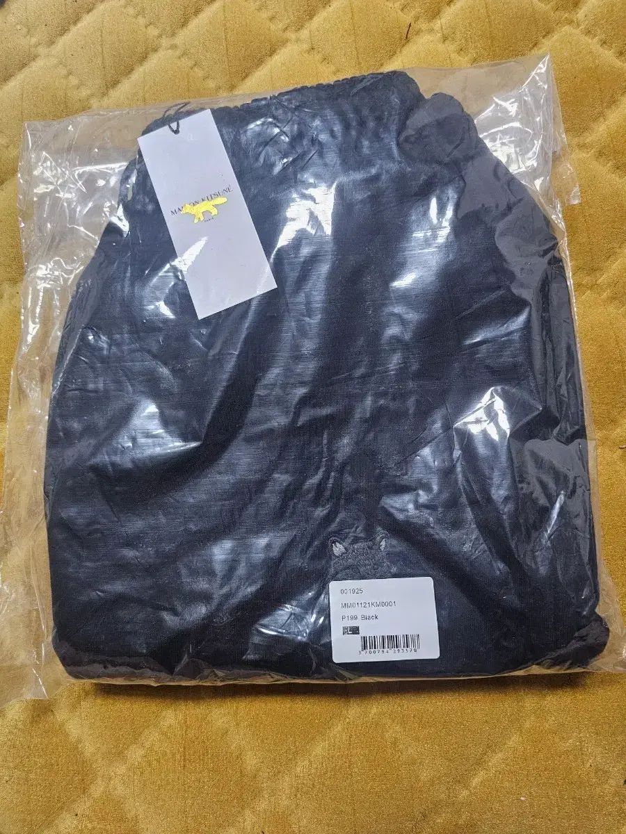 メゾンキツネ ブラック ハーフパンツ 新品 L