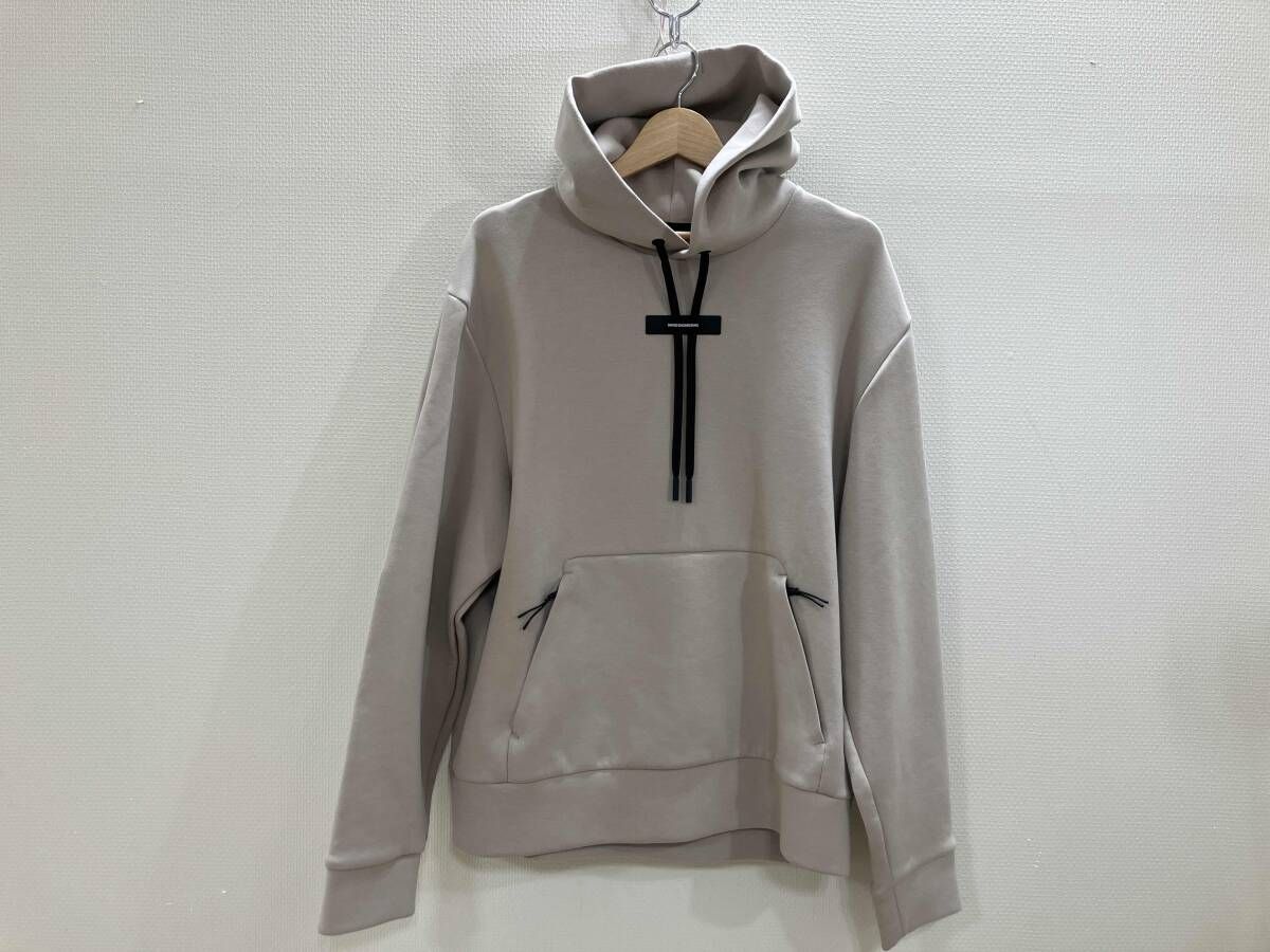 on プルオーバーパーカー スウェットパーカー 被りパーカー ベージュ L 春 6,358円