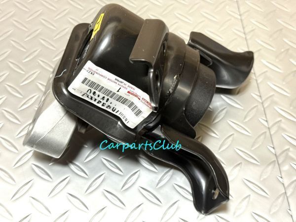 トヨタ 純正品 70系 ZRR7# 80系 ZRR8# ZWR80 ノア/ヴォクシー/エクスファイア エンジンマウントインシュレーター RH 右