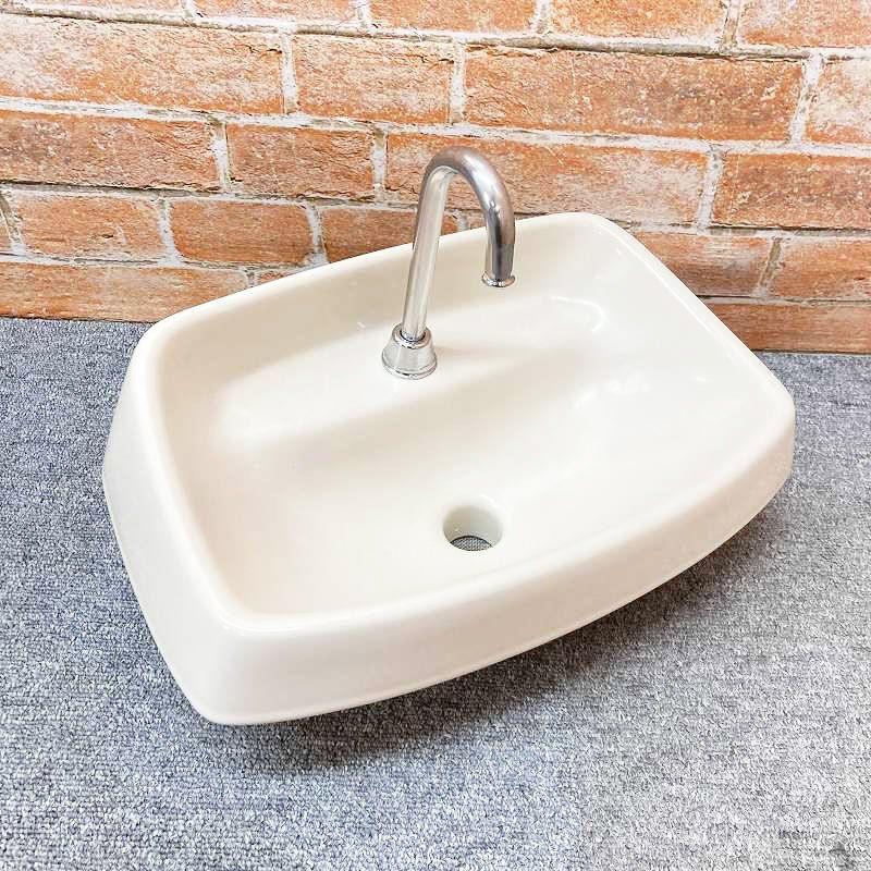 【中古品】【美品】 INAX(イナックス) トイレ 洋式 便器 「T-881」 タンクの蓋(ふた) #BU8(アイボリー) 9E