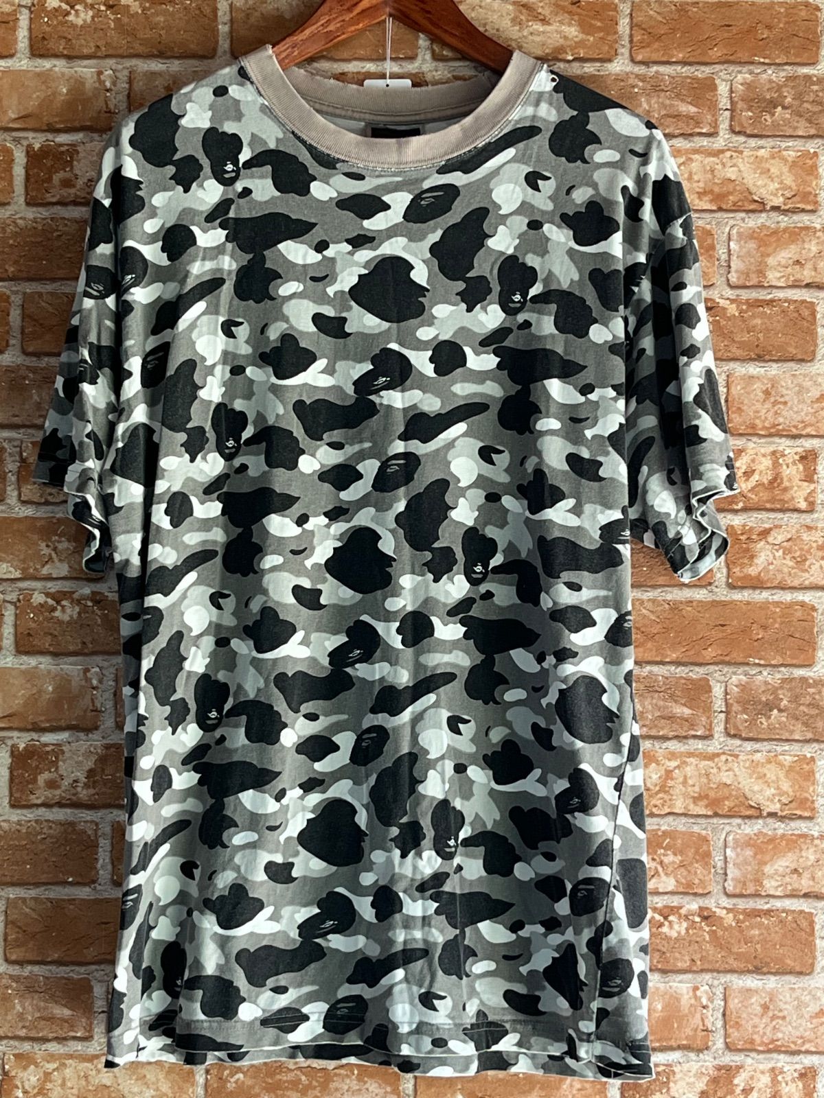 A BATHING APE アベイシングエイプ　オールドエイプ　Tシャツ 1st CAMO サルカモ　迷彩　BAPE 総柄　グレー　90s〜00s　ゲームタグ