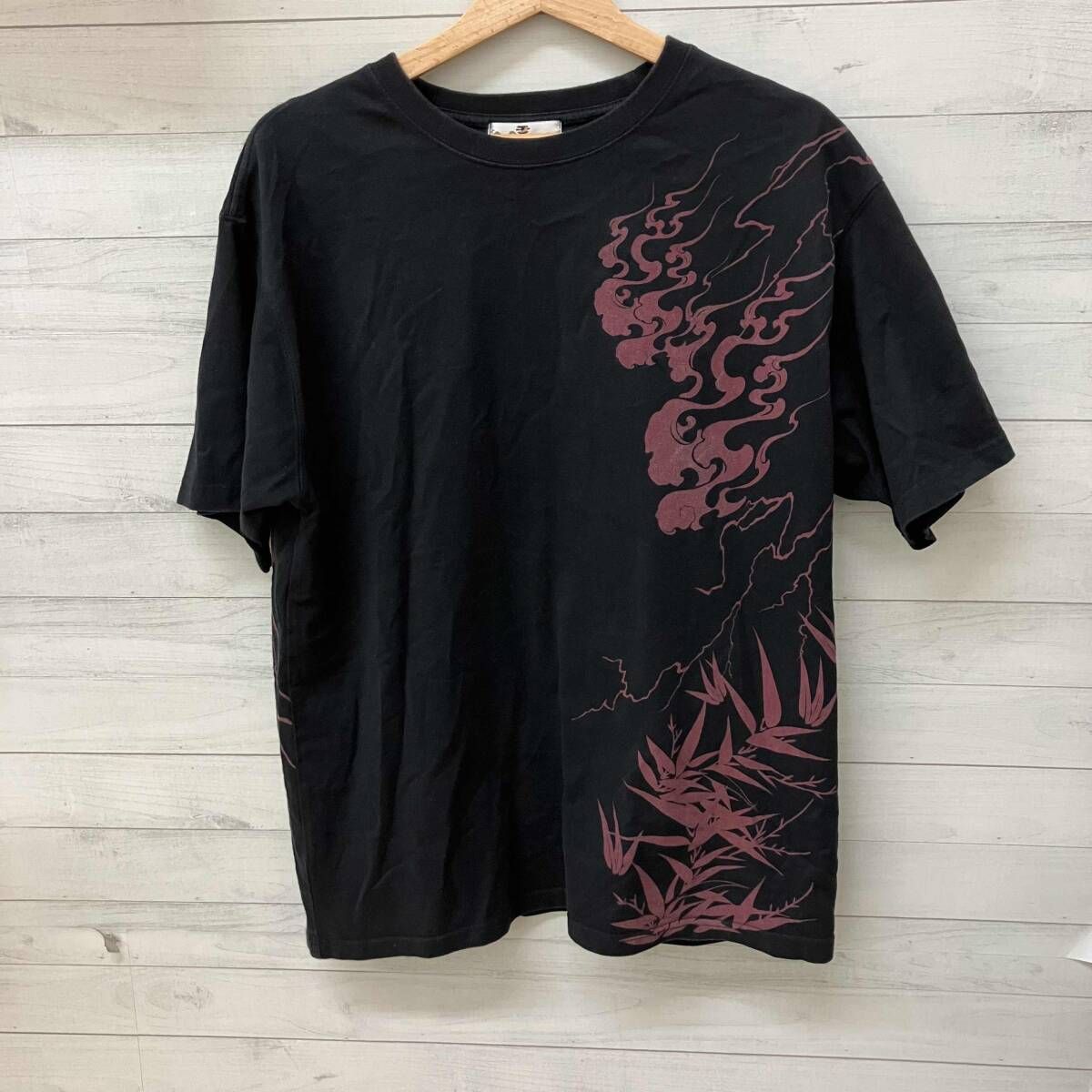 絡繰魂 カラクリダマシイ 半袖Tシャツ 232040 八咫烏 刺繍 メンズ XLサイズ ブラック 和柄