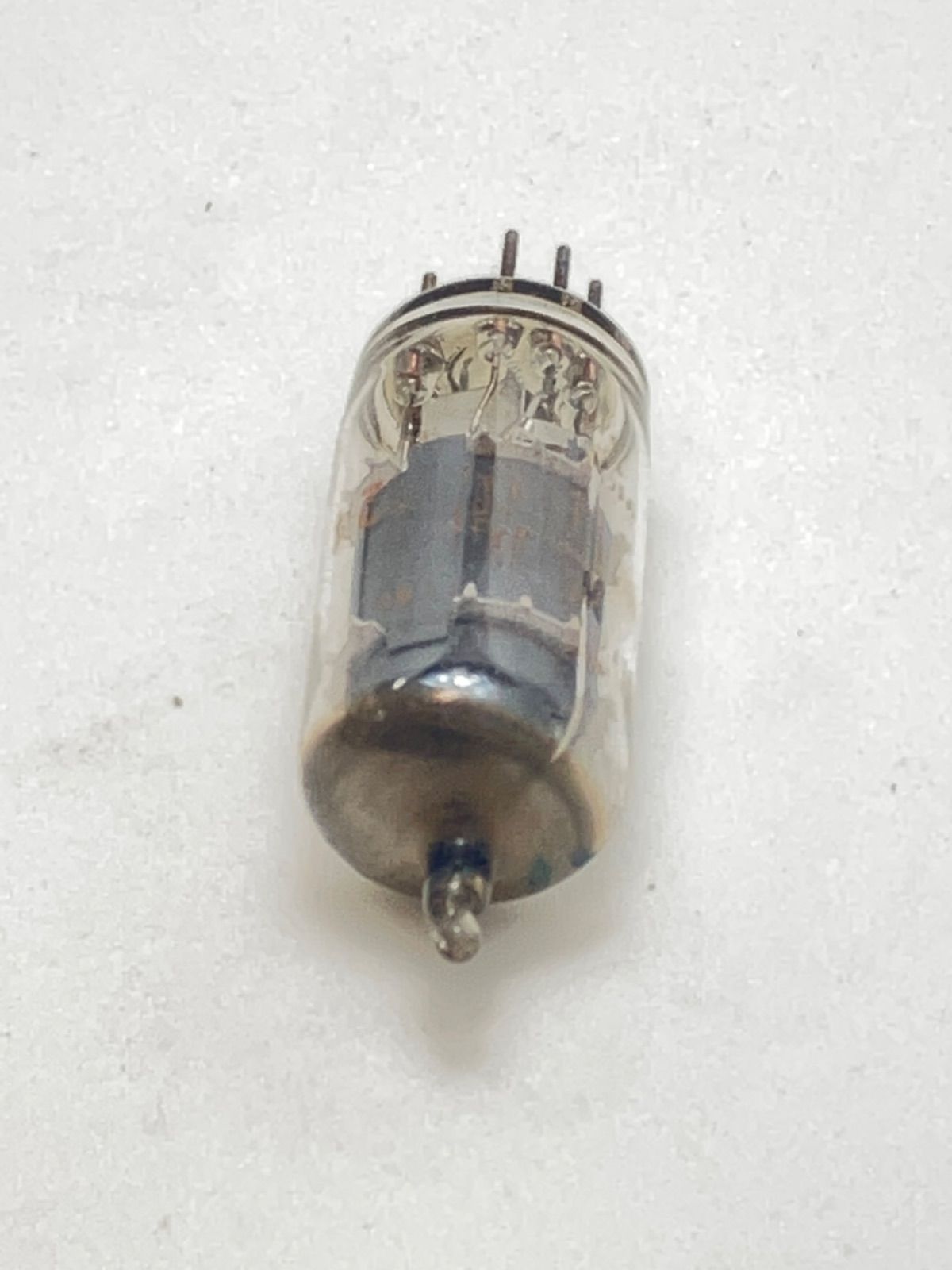 ☆ TELEFUNKEN ECC82/型番不明 真空管 2点セット - メルカリ