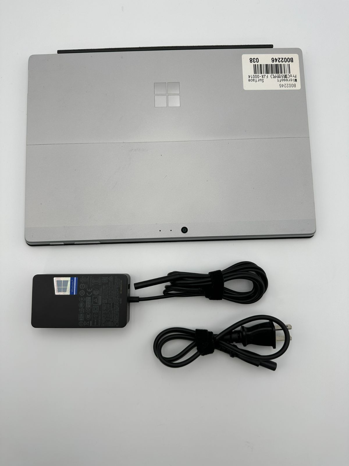 Microsoft Surface Pro(第5世代) FJX-00014 - メルカリ
