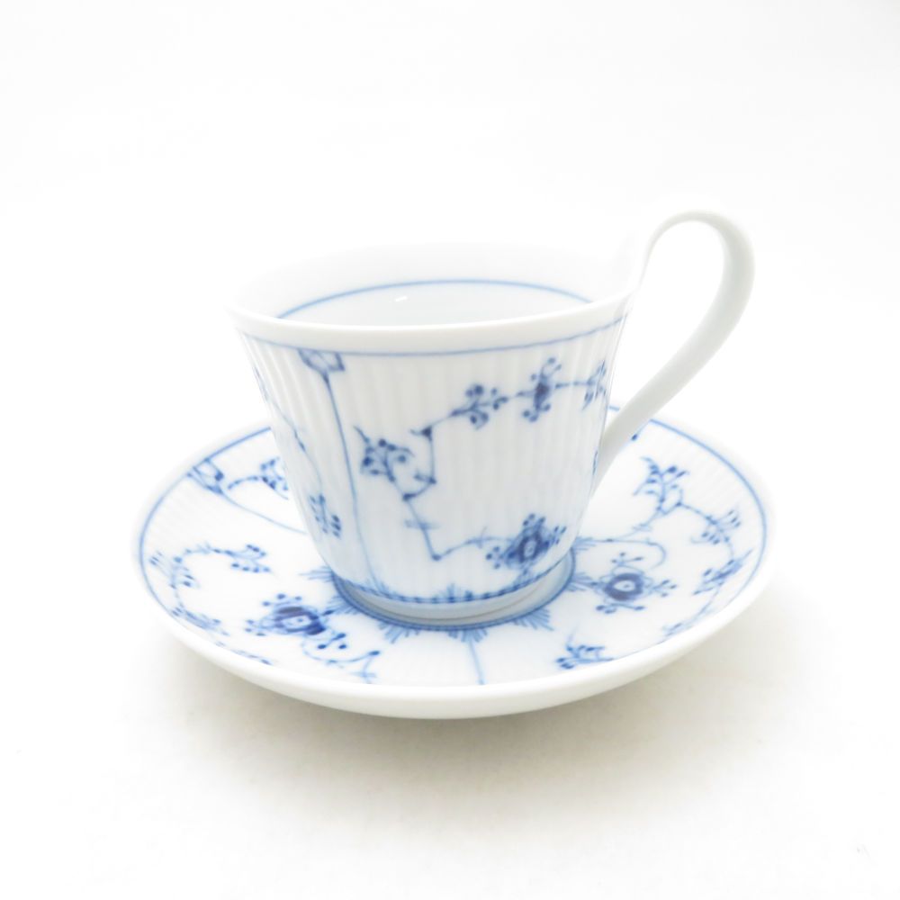美品 ROYAL COPENHAGEN ロイヤルコペンハーゲン ブルーフルーテッドプレイン ハイハンドルカップ＆ソーサー ティー コーヒー テーブルウェア SU14060D1
