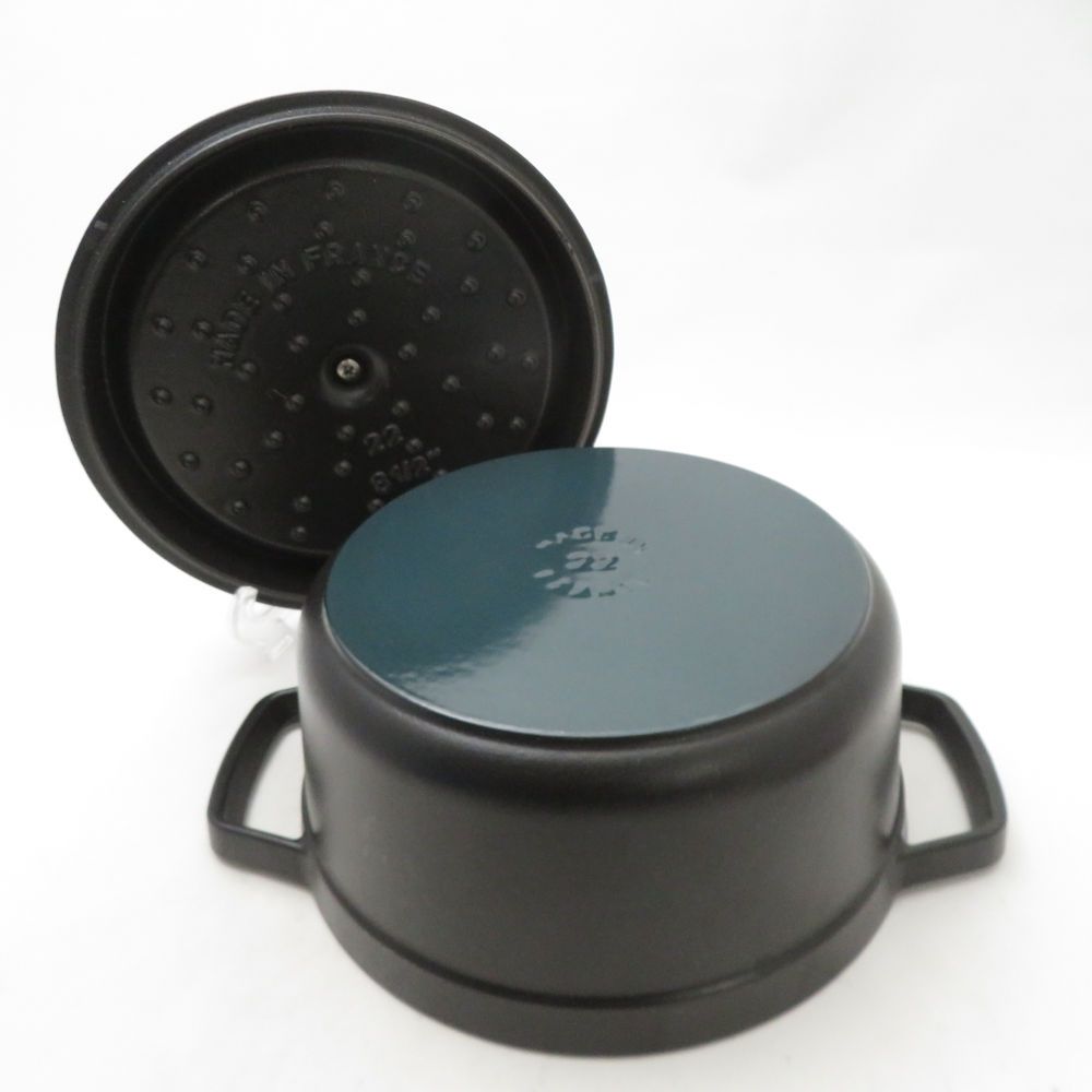 美品 STAUB ストウブ ピコ ココット ラウンド 両手鍋 鋳物ホーロー