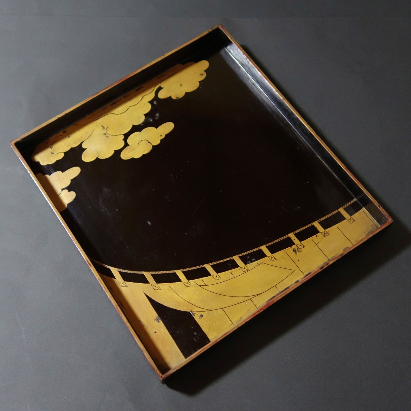 骨董逸品【鉄線花文様 蒔絵 硯箱】(硯、水滴付き) 漆器 蒔絵 硯箱 書