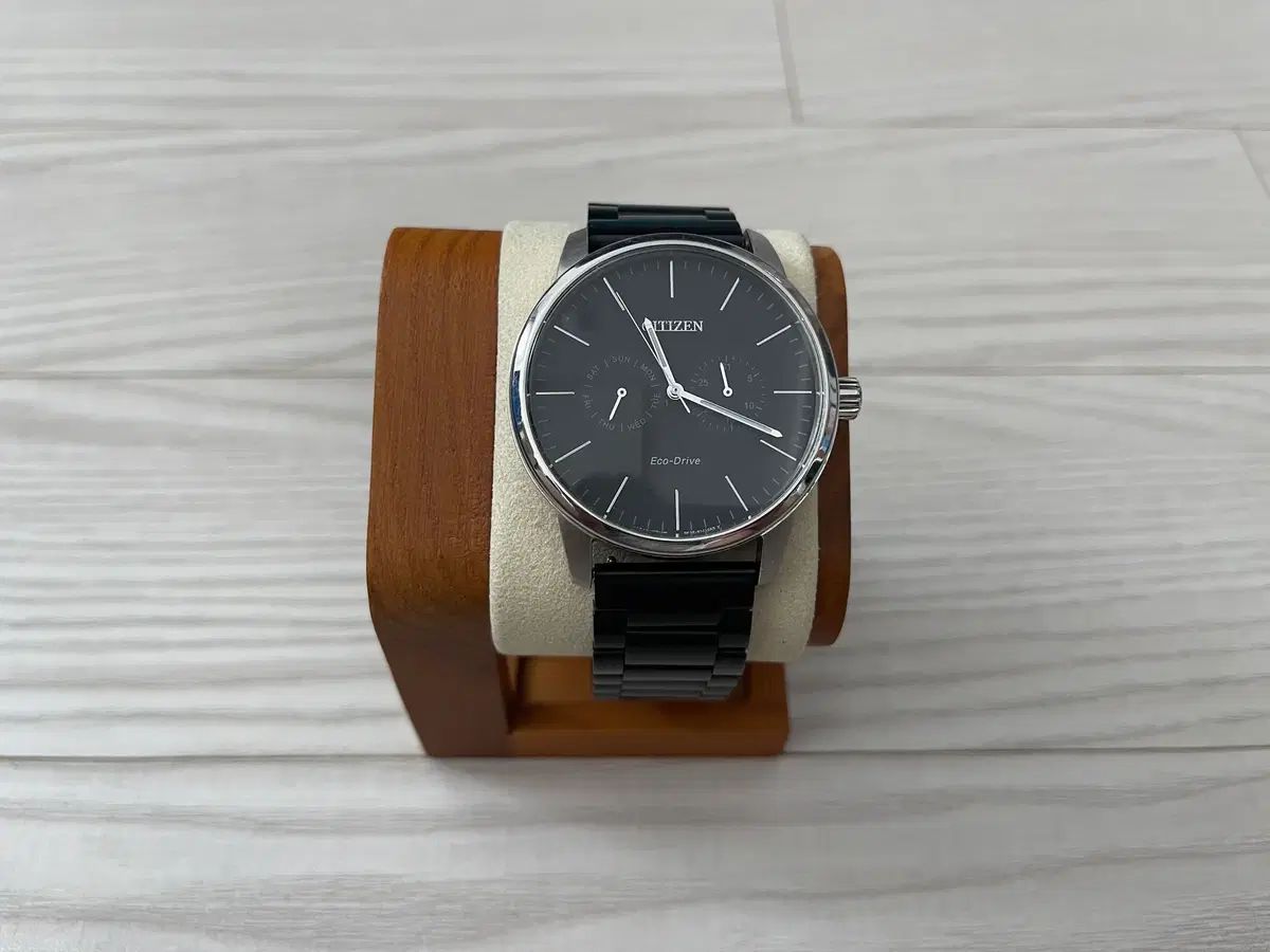 CITIZEN シチズン エコードライブ マルチカレンダー フクロウ メンズ 腕時計