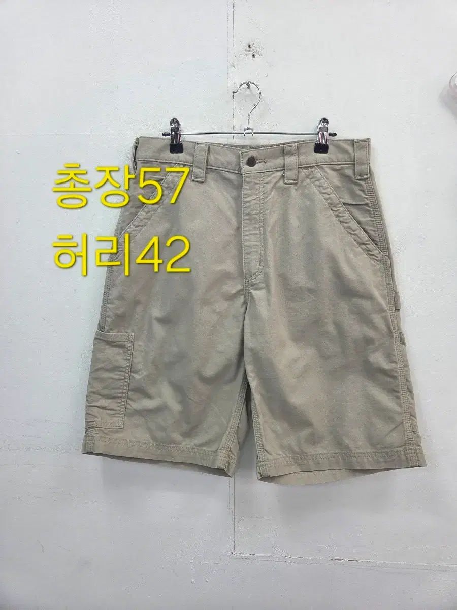 32 カーハート カーペンター カーゴ ハーフパンツ B147 TAN