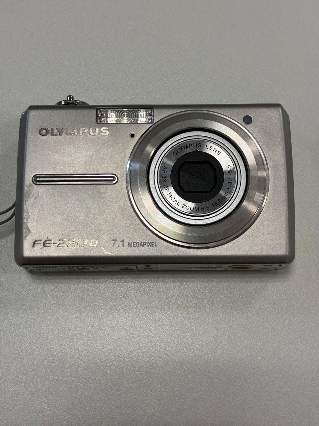 概ね美品 OLYMPUS FE-220D デジカメ オールドコンデジ OLYMPUS CAMEDIA FE-220 オールドコンデジ オールドデジカメ - メルカリ