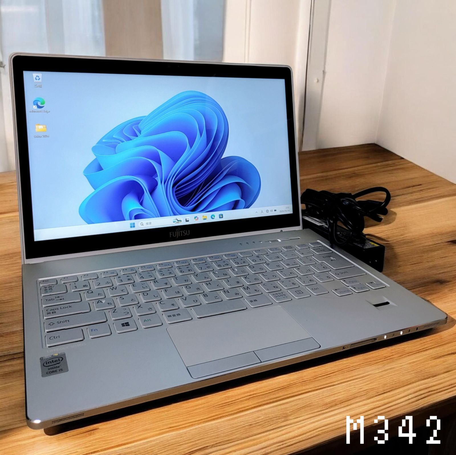 LIFEBOOK Corei5 8GB/SSD256GB WQHD DVD - メルカリ
