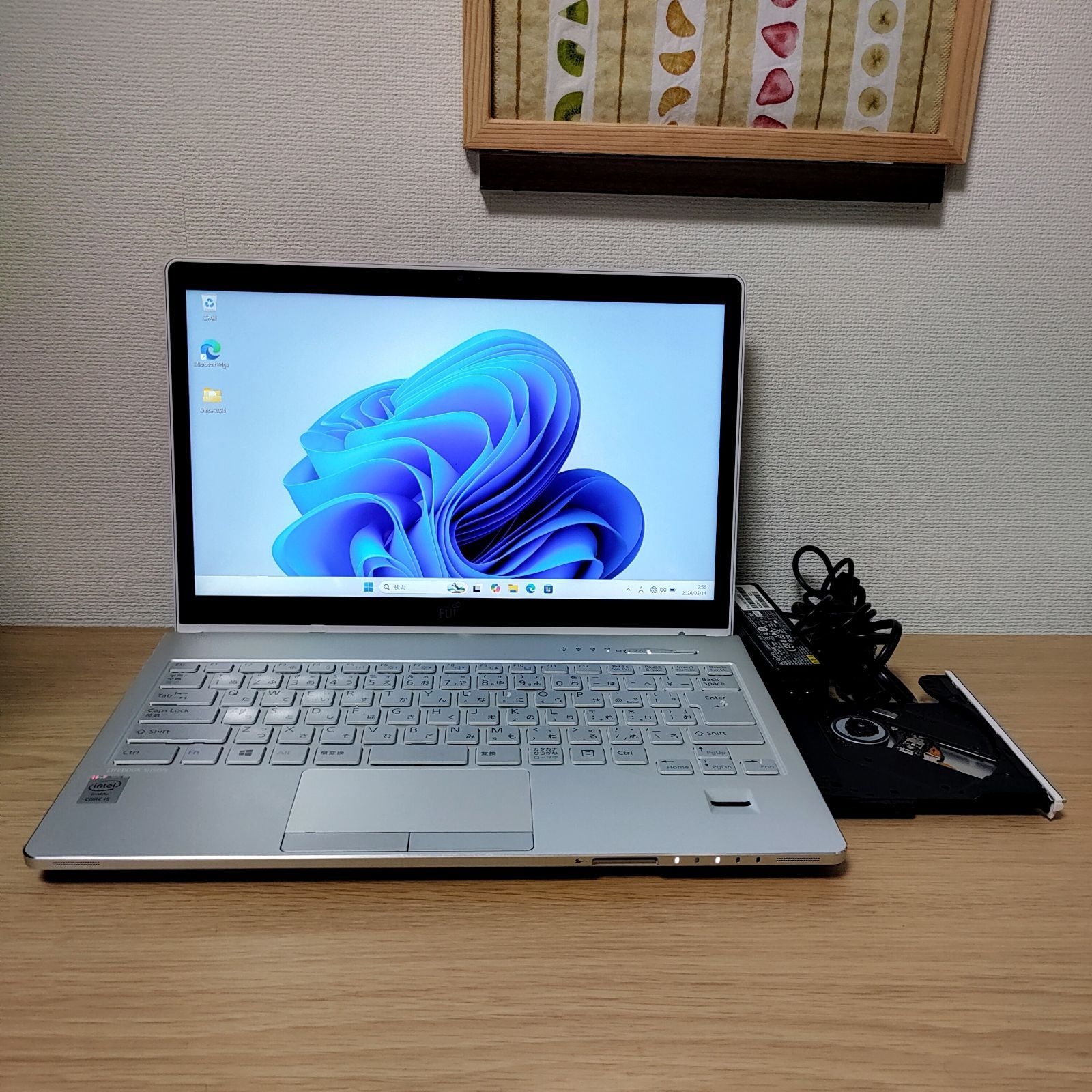 LIFEBOOK Corei5 8GB/SSD256GB WQHD DVD - メルカリ