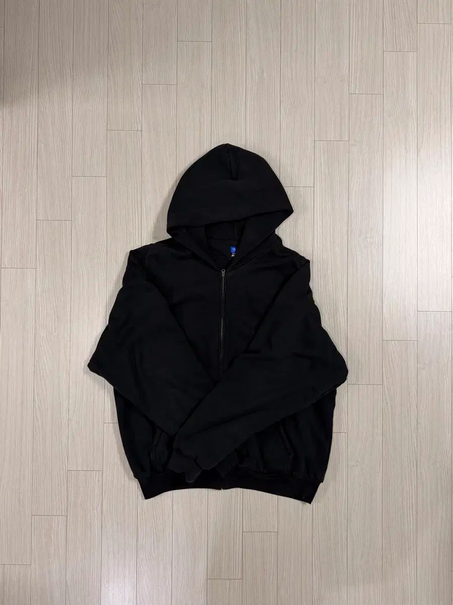 YEEZY GAP(イージーギャップ) フード ジップアップ
