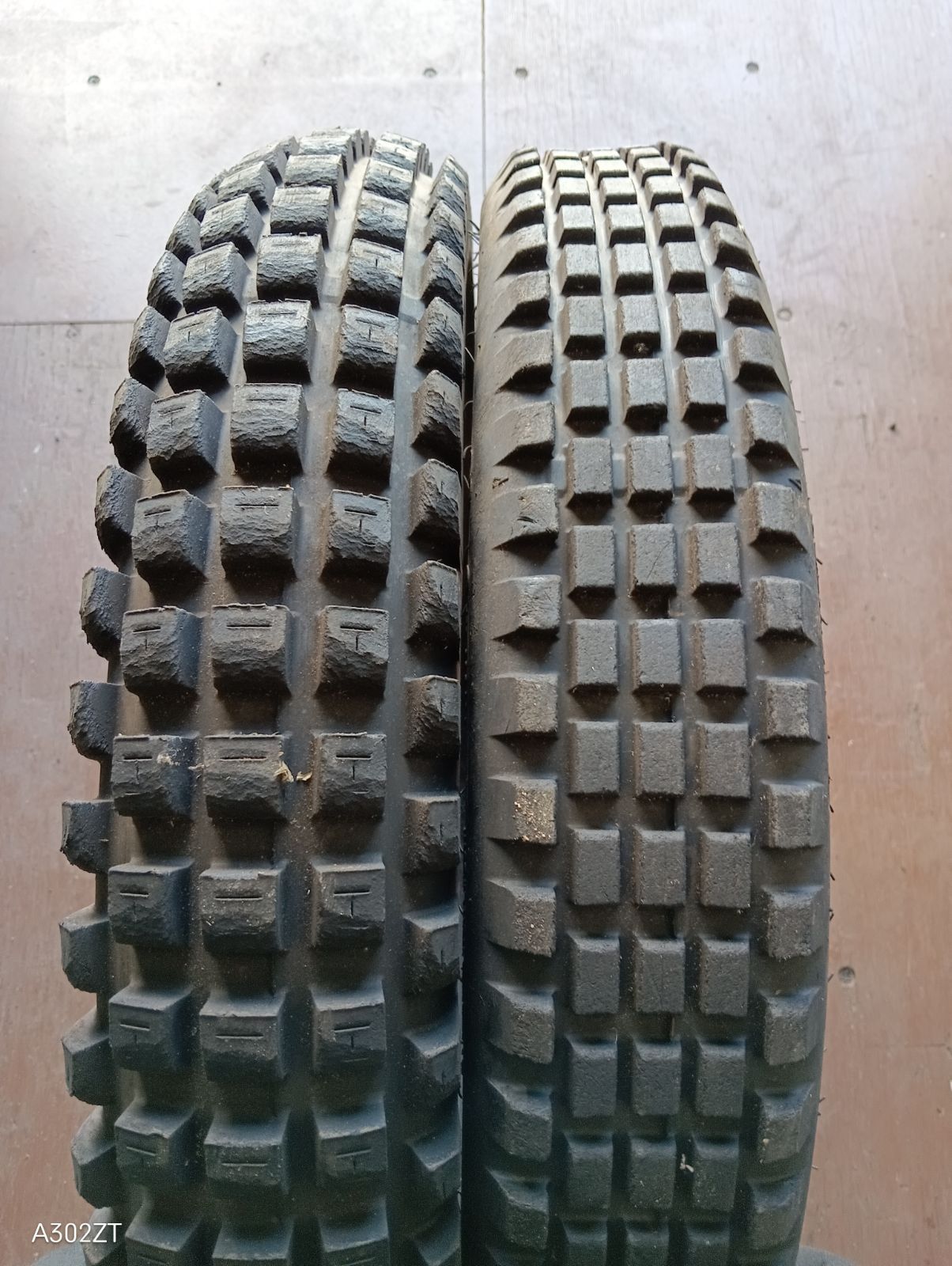 DUNLOP D803GP 前後中古タイヤセット　トライアル　値下げ ダンロップ D803GP トライアル競技用 前後セット 80/100-21 120/100-18
