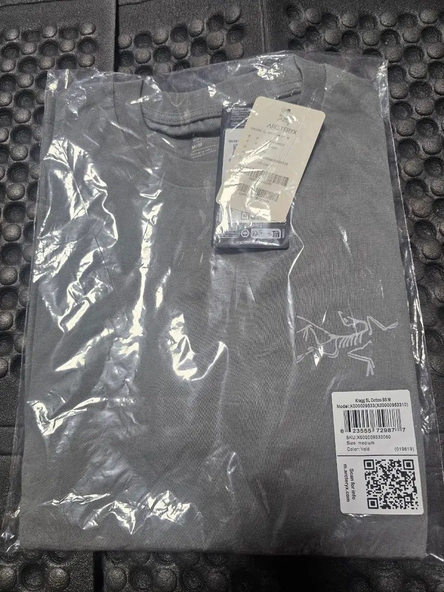 ARC'TERYX アークテリクス Kragg 半袖 Tシャツ Vold M サイズ 7,343円