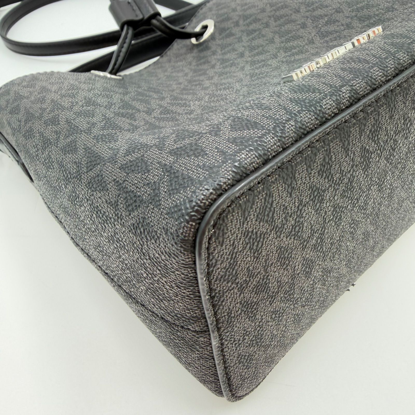 ✨超美品✨MICHAEL KORS シグネチャー 2wayショルダーバッグ - メルカリ