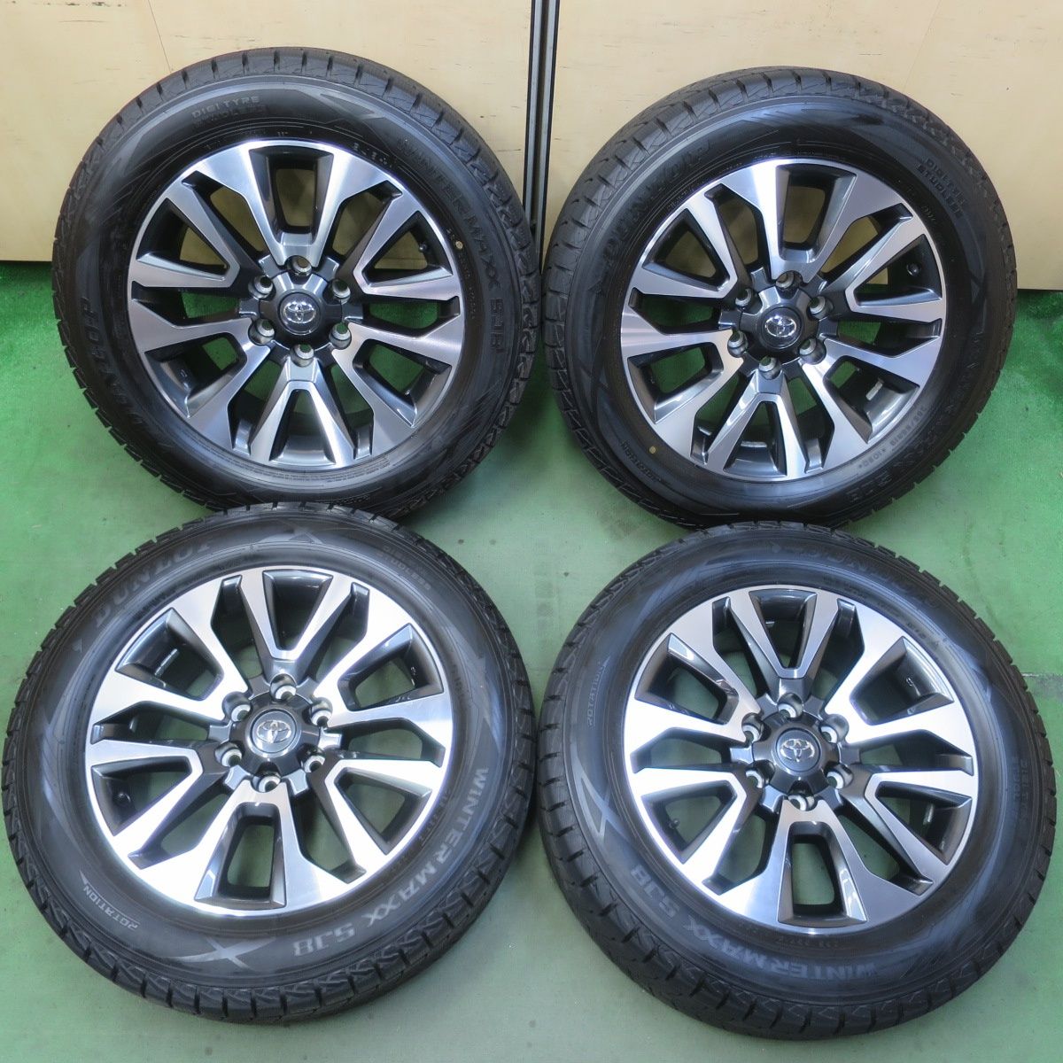 ほぼ未使用！24年！キレイ★トヨタ 150系 ランクル プラド 純正 265/55R19 スタッドレス ダンロップ ウインターマックス SJ8 SJ8+ 19インチ PCD139.7/6H★6051201イス