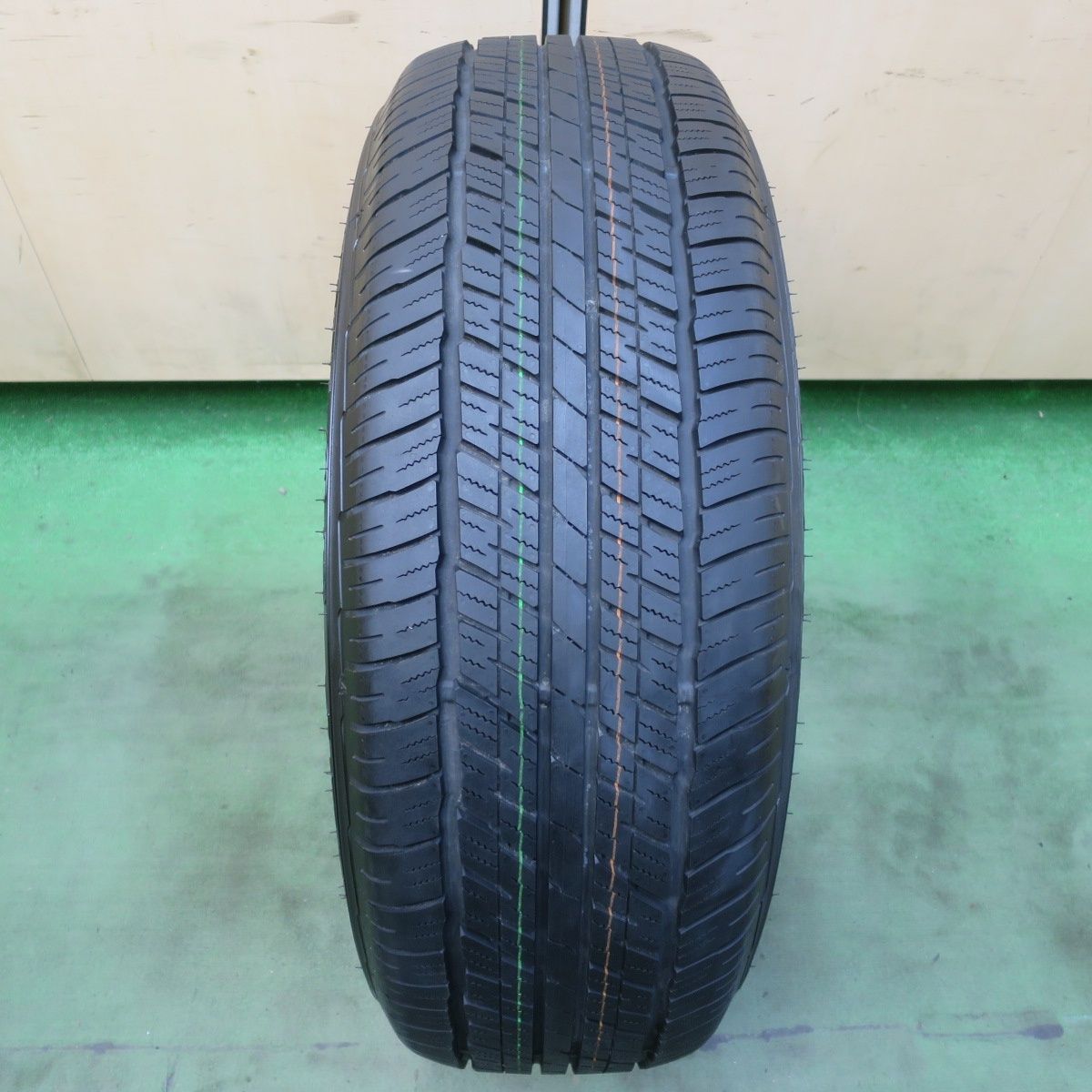 新車外し！24年！1本★265/65R18 ダンロップ AT23 グラントレック タイヤ 18インチ ランクル 250 300 等★6051210イノタ